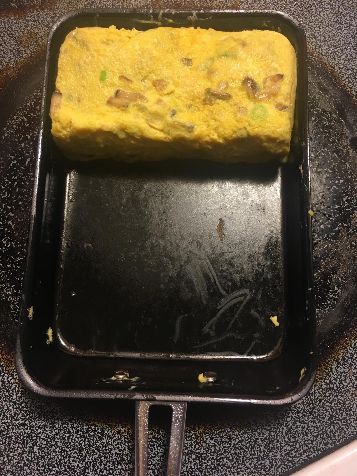 JapanBargain 1811, Japanese Tamago Egg Pan Iron Omelet Pan Tamagoyaki Omelette Pan Rectangle Frying Pan, Induction Cookware Pan, Made in Japan customer photo 1