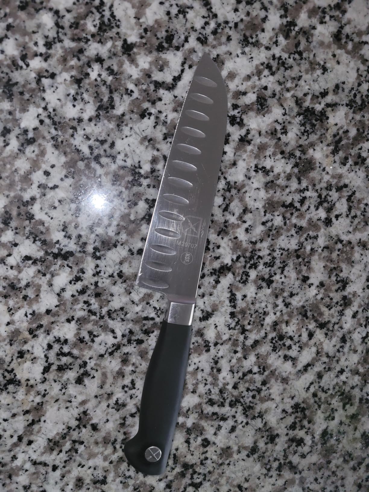 Mercer Culinary M20707 Genesis 7-Inch Santoku Knife, Black customer photo 1