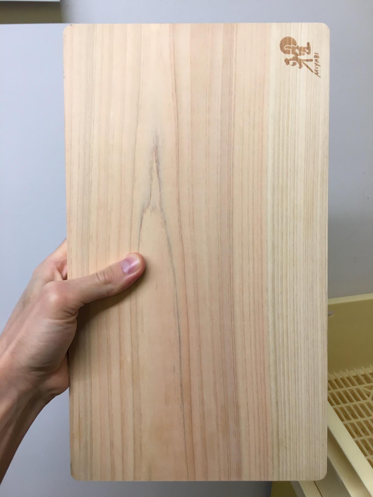 MIYABI Cutting board, Hinoki, Large customer photo 1
