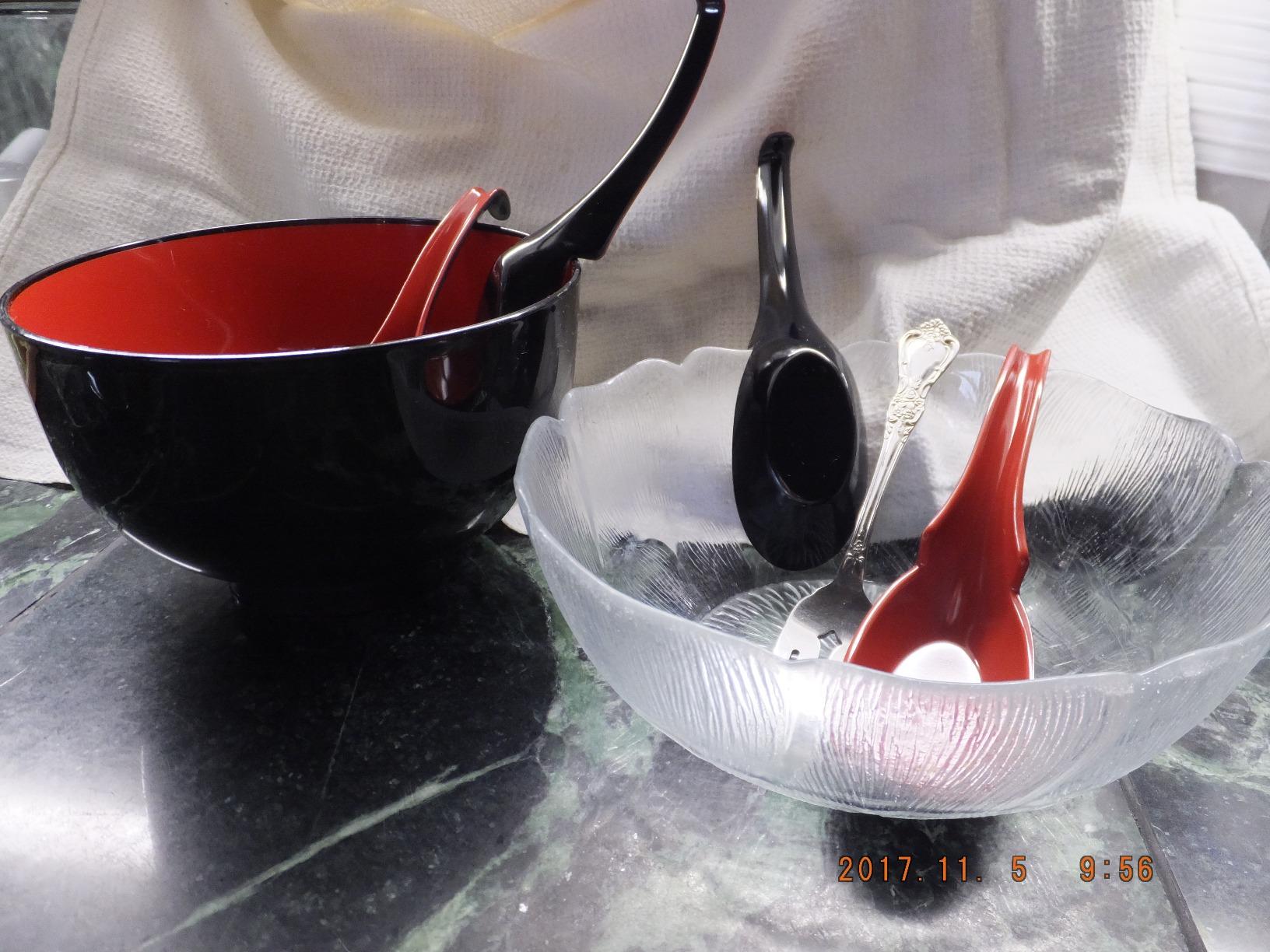 JapanBargain, Authentic Japanese Plastic Ramen Bowl, Black and Red Lacquered Style Noodle Soup Bowl, Made in Japan, Food Safe BPA Free, Microwave and Dishwasher Safe, 38 oz customer photo 2