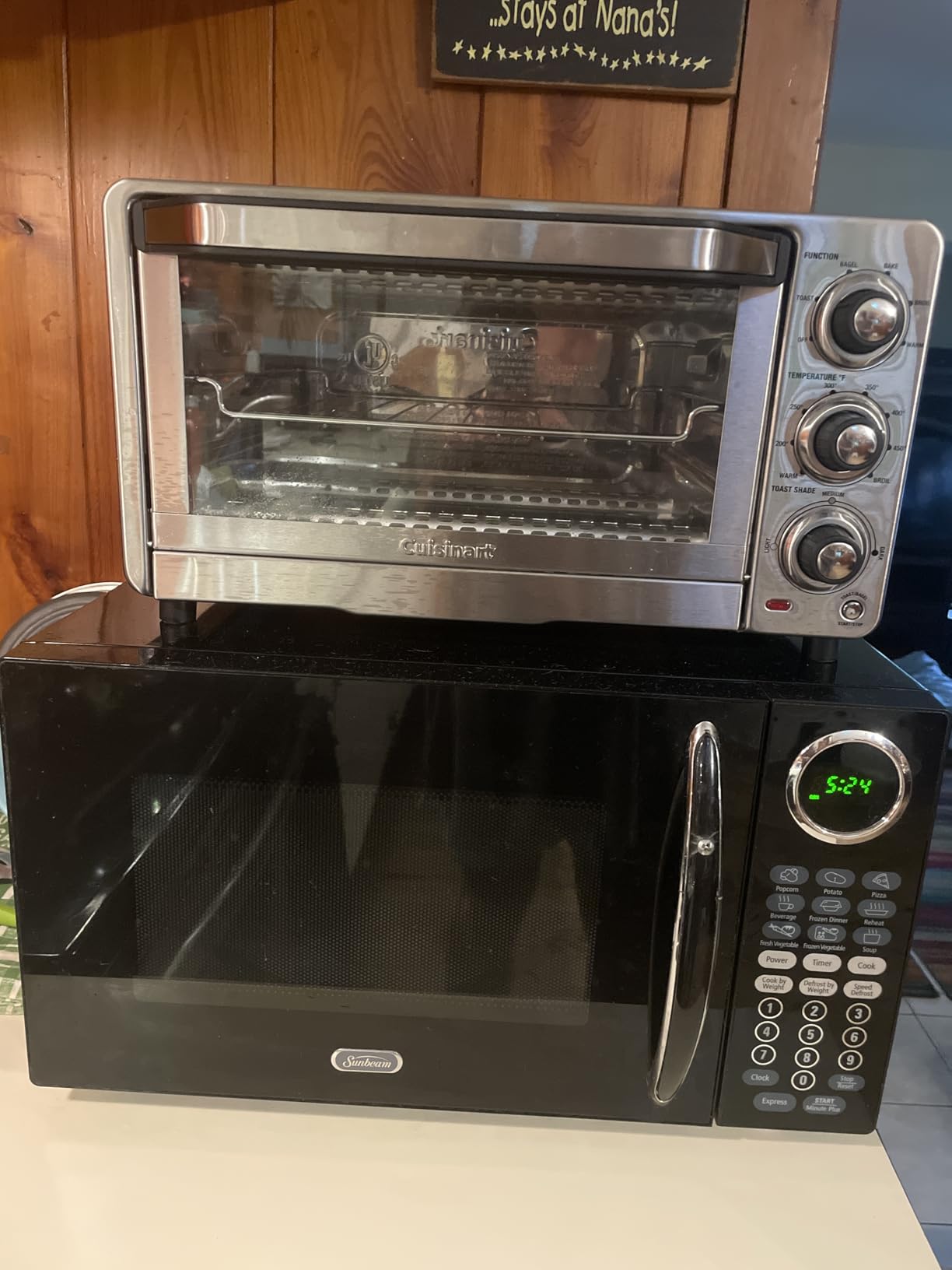 Cuisinart Custom Classic Toaster Oven Broiler, 1800 Watt Countertop Toaster Oven to Bake, Broil, and Toast, Non-Stick Interior, Consistent Toast Control, Brushed Stainless Steel/Black, TOB-40N customer photo 1