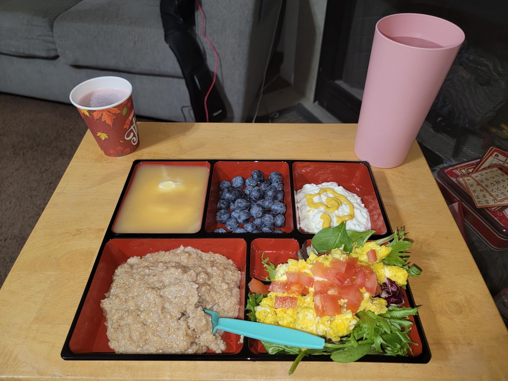 JapanBargain Japanese Bento Box Tray, Made in Japan, 6 Compartment Lacquered Lunch Box, Red and Black Restaurant Style Bento Tray, Traditional Japanese Food Plate 11.75