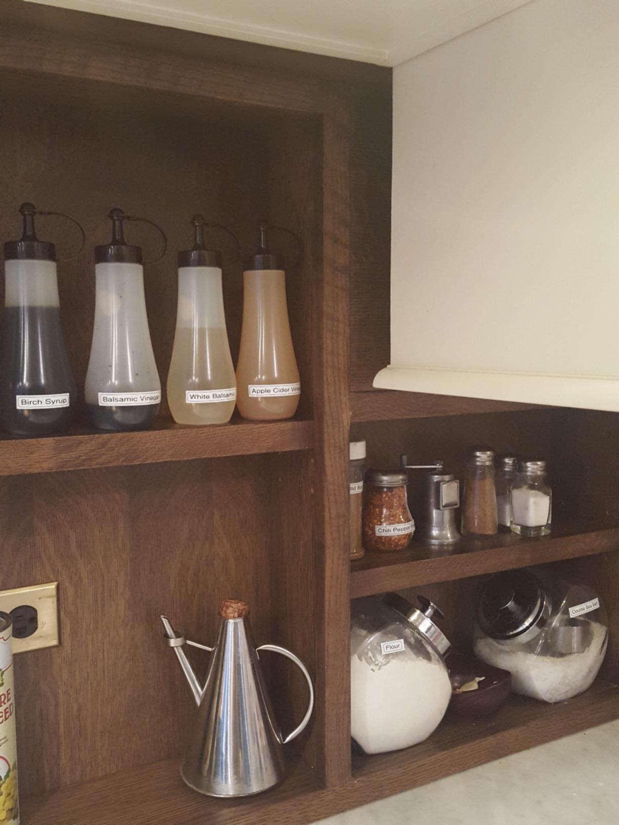 JapanBargain Japanese Squeeze Bottle, 12 oz - Precision Oil & Soy Sauce Dispenser with Drip-Control Spout, Made in Japan customer photo 2