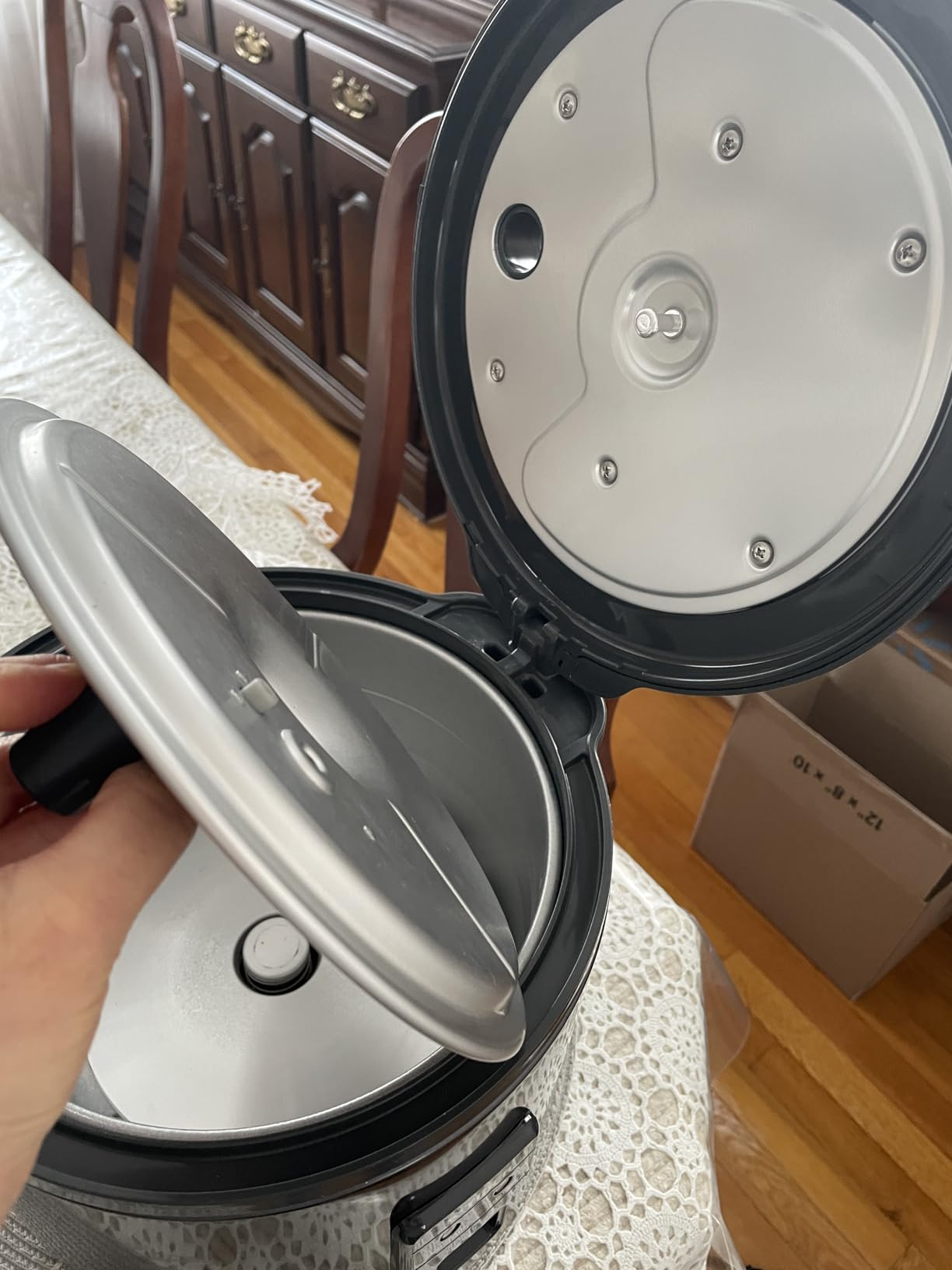 Tiger JNP-S55U-KY 3 Cup Capacity White Rice Cooker with Non-Stick Inner Pot, Retractable Power Cord, and Keep Warm up to 12 hours (Obsidian Black) customer photo 2