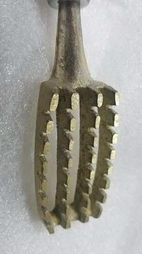 Yoshihiro Fish Scaler (Urokotori) Japanese Sushi Chef Tool X-Large: 8