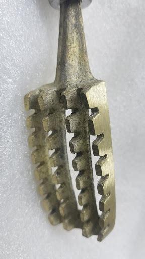 Yoshihiro Fish Scaler (Urokotori) Japanese Sushi Chef Tool X-Large: 8