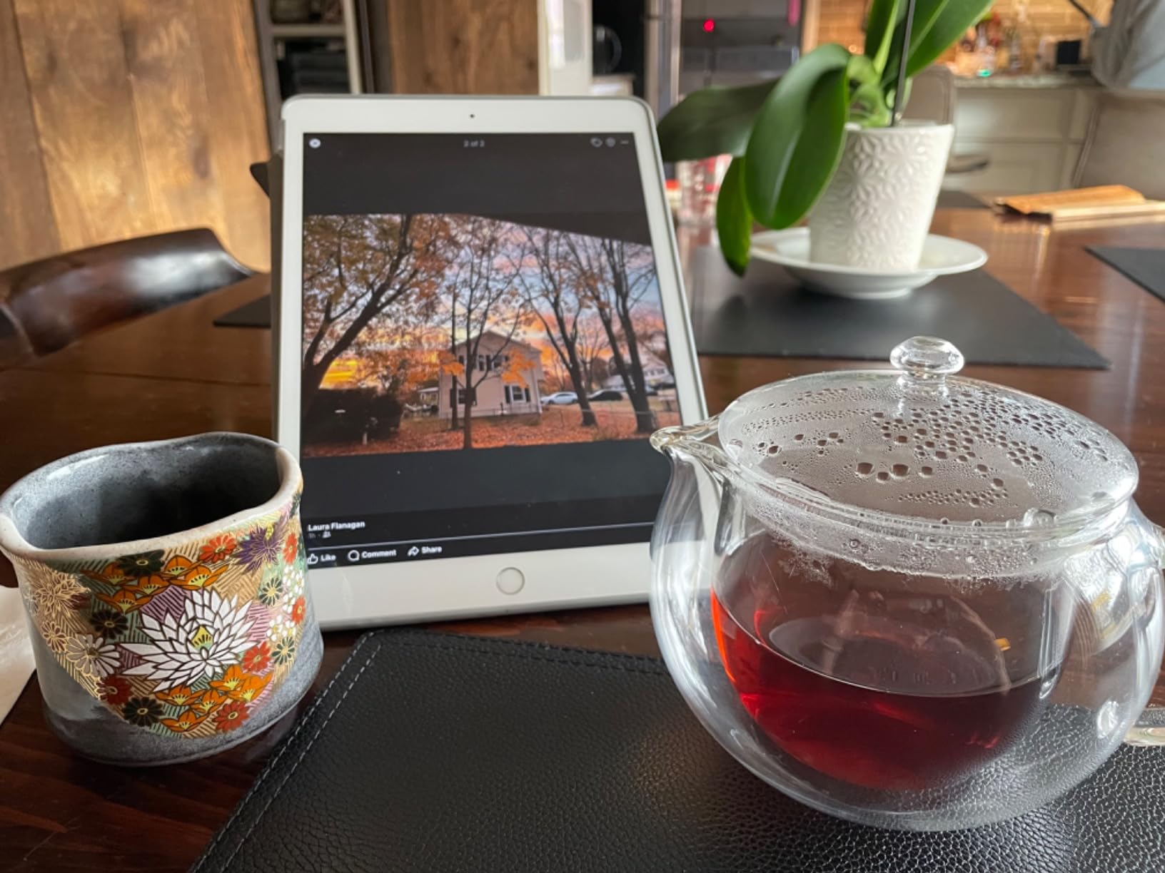 Japanese Yunomi Tea Cup Gold Flower KUTANI YAKI(ware) customer photo 1