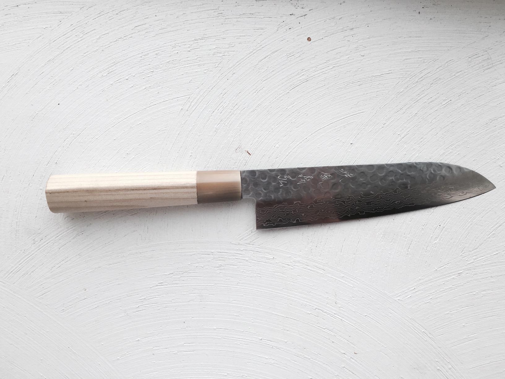 Yoshihiro VG10 46 Layers Hammered Damascus Santoku Japanese Multipurpose Chef Knife (Ambrosia Handle) customer photo 1