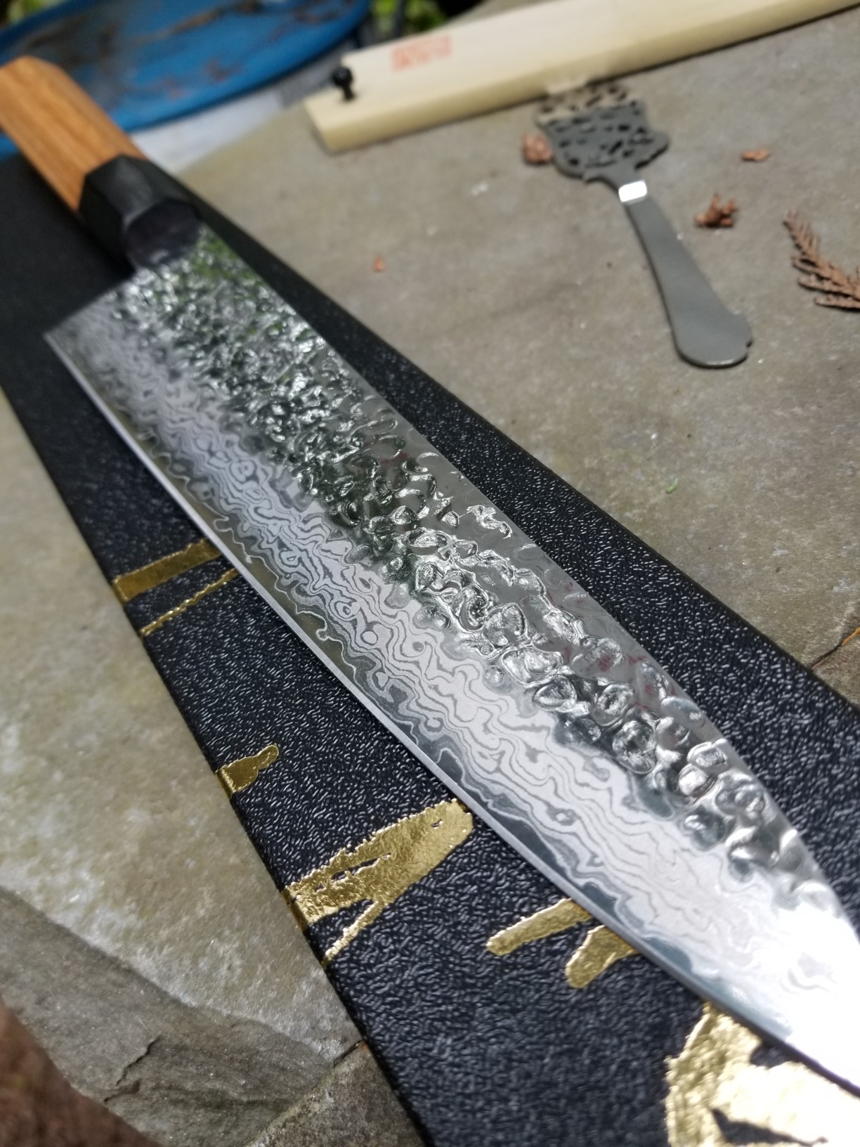 Yoshihiro VG10 46 Layers Hammered Damascus Gyuto Japanese Chefs Knife (Octagonal Ambrosia Handle) (9.5