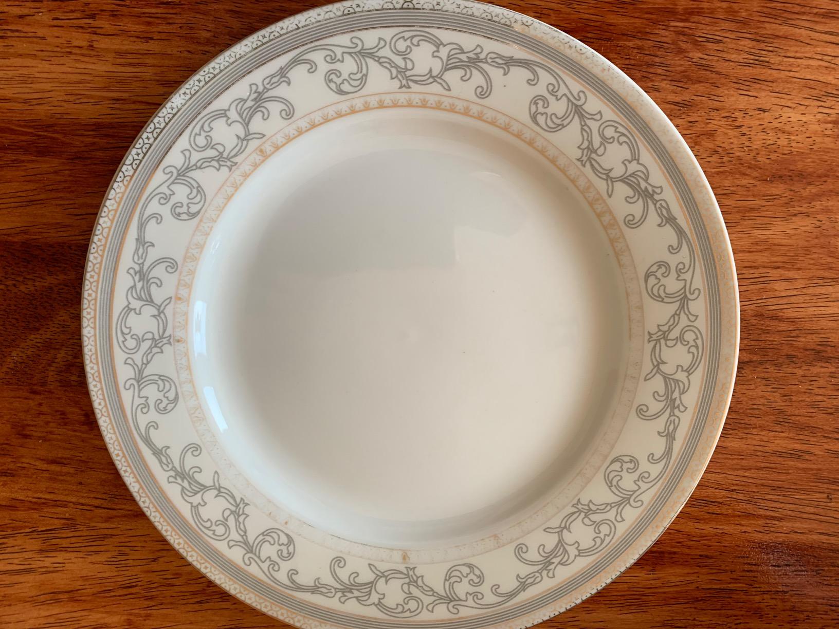 Lorren Home Trends 57-Piece Porcelain Dinnerware Set, Giada, Service for 8 customer photo 2