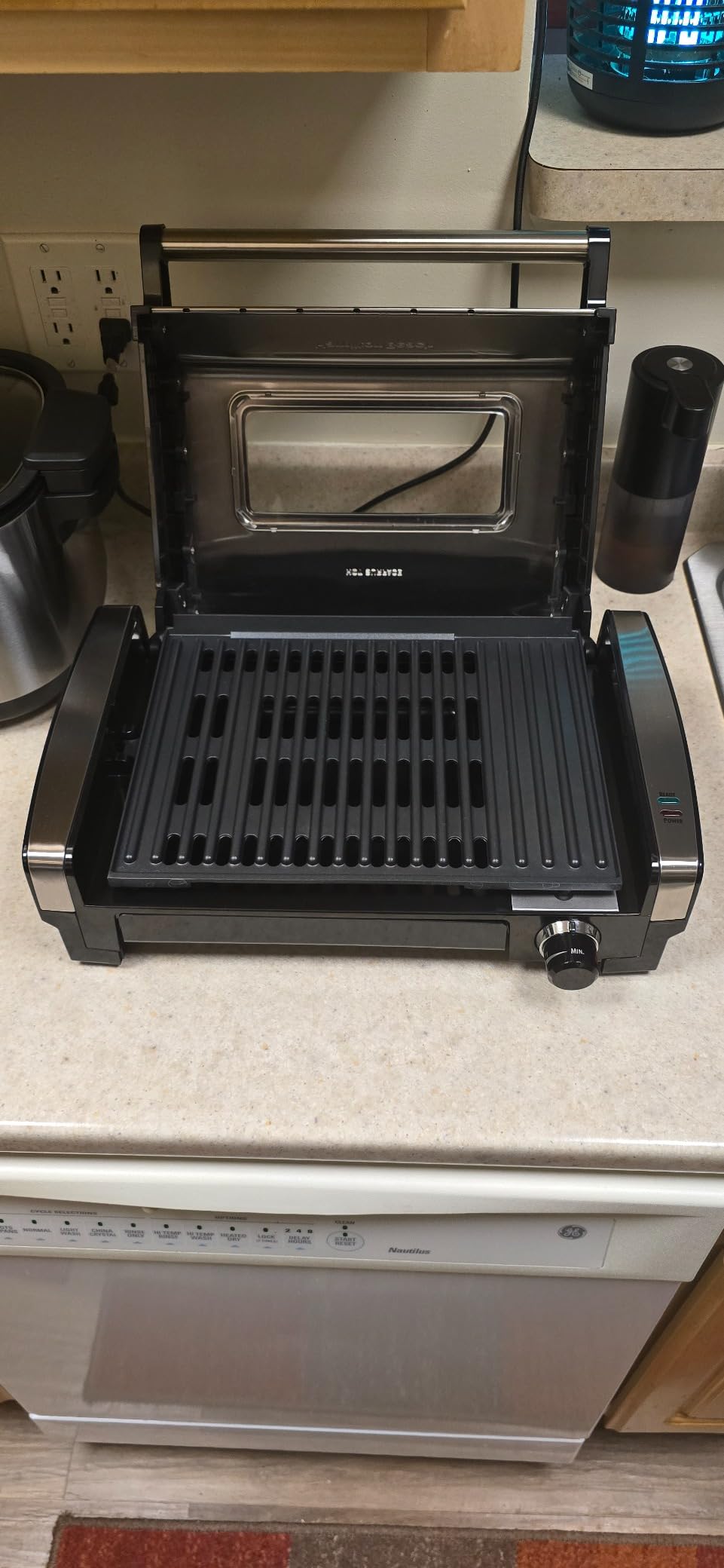 Hamilton Beach Electric Indoor Searing Grill with Viewing Window & Adjustable Temperature Control to 450F customer photo 2