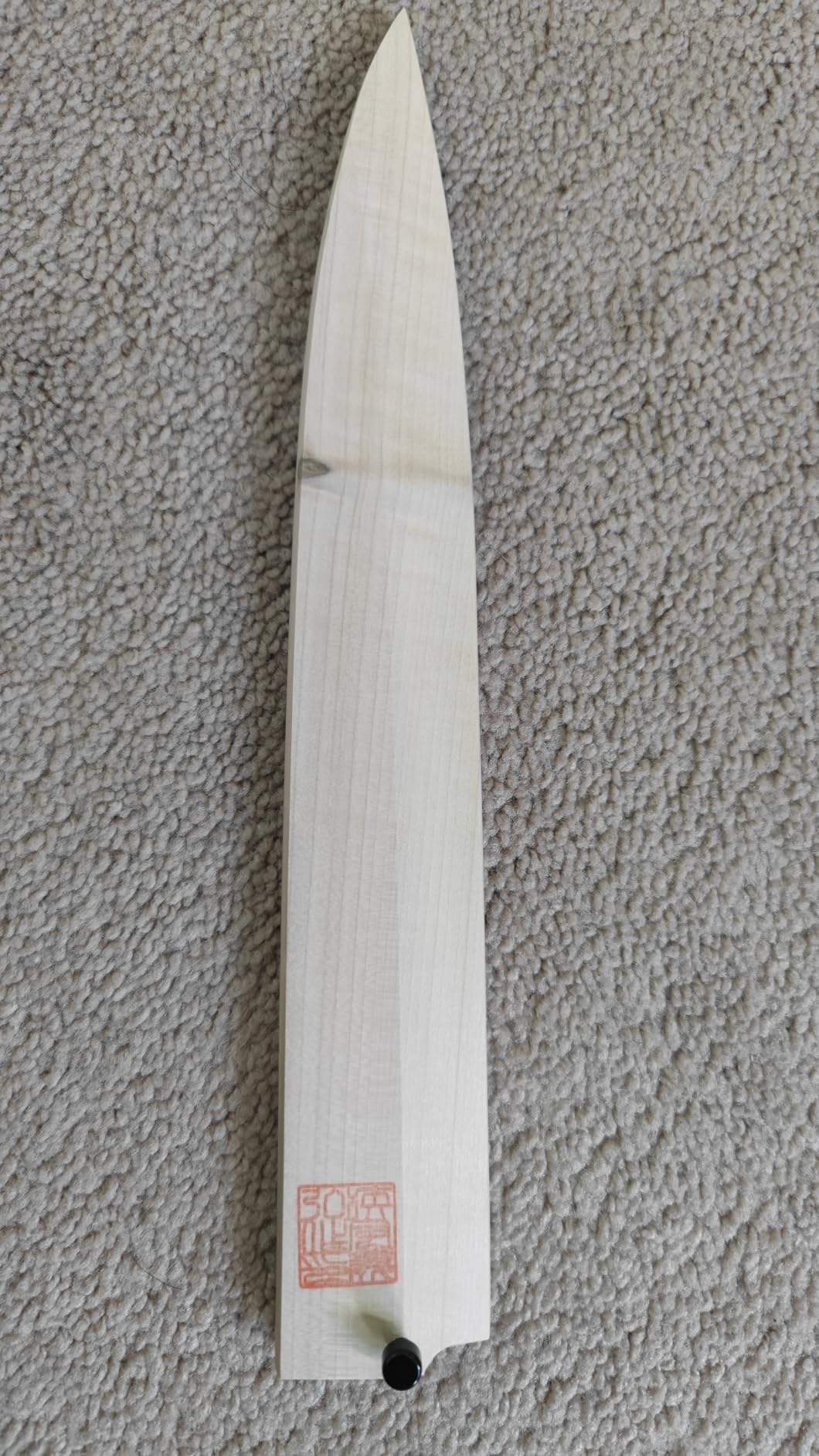 Yoshihiro Magnetic Oak Wood Saya Cover Blade Protector for Yanagi (270mm) customer photo 1