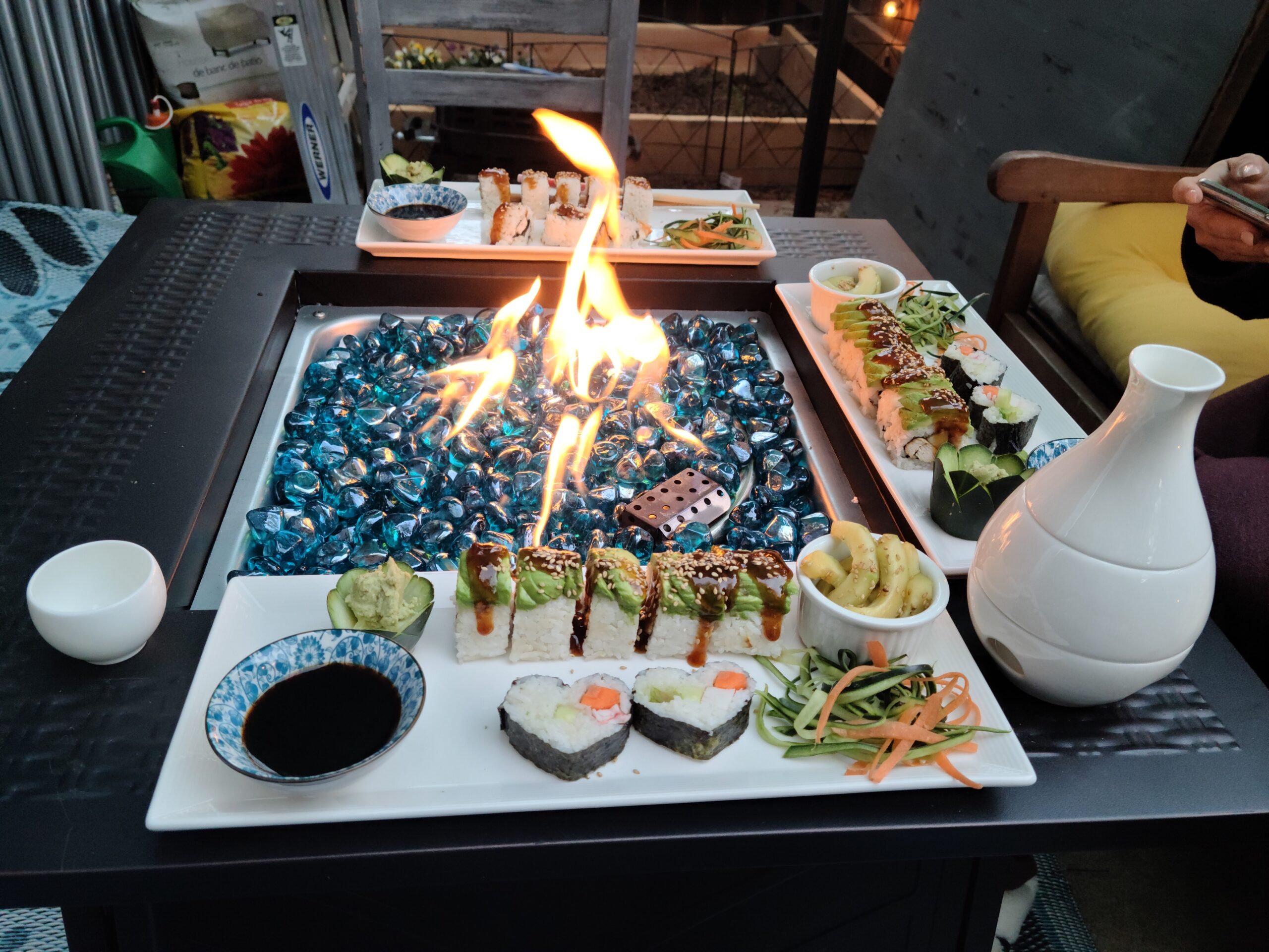 JapanBargain Japanese Style Porcelain Sake Cups Set of 4, Small Ceramic Sake Cup Set for Hot or Cold Sake, Traditional Sake Shot Cups for Sushi Bar, Asian Dining Drinkware, White customer photo 2