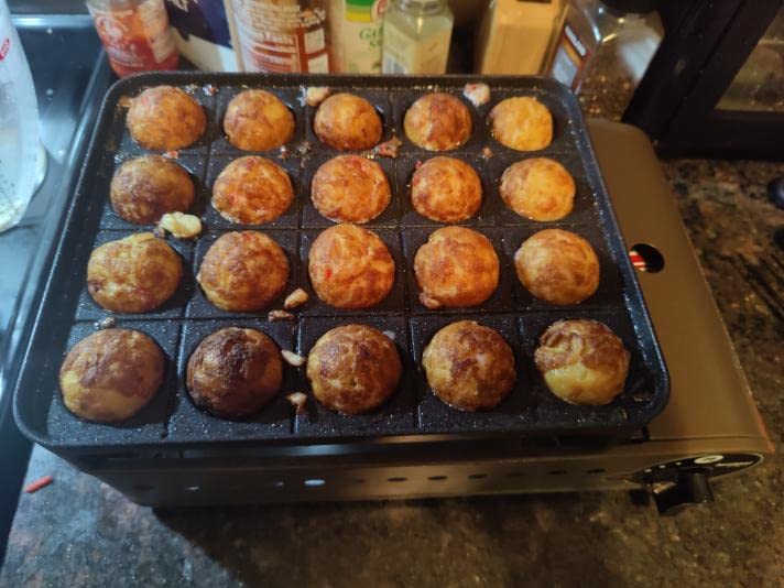 Iwatani Cassette gas takoyaki device Super ENTAKO CB-ETK-1 customer photo 2