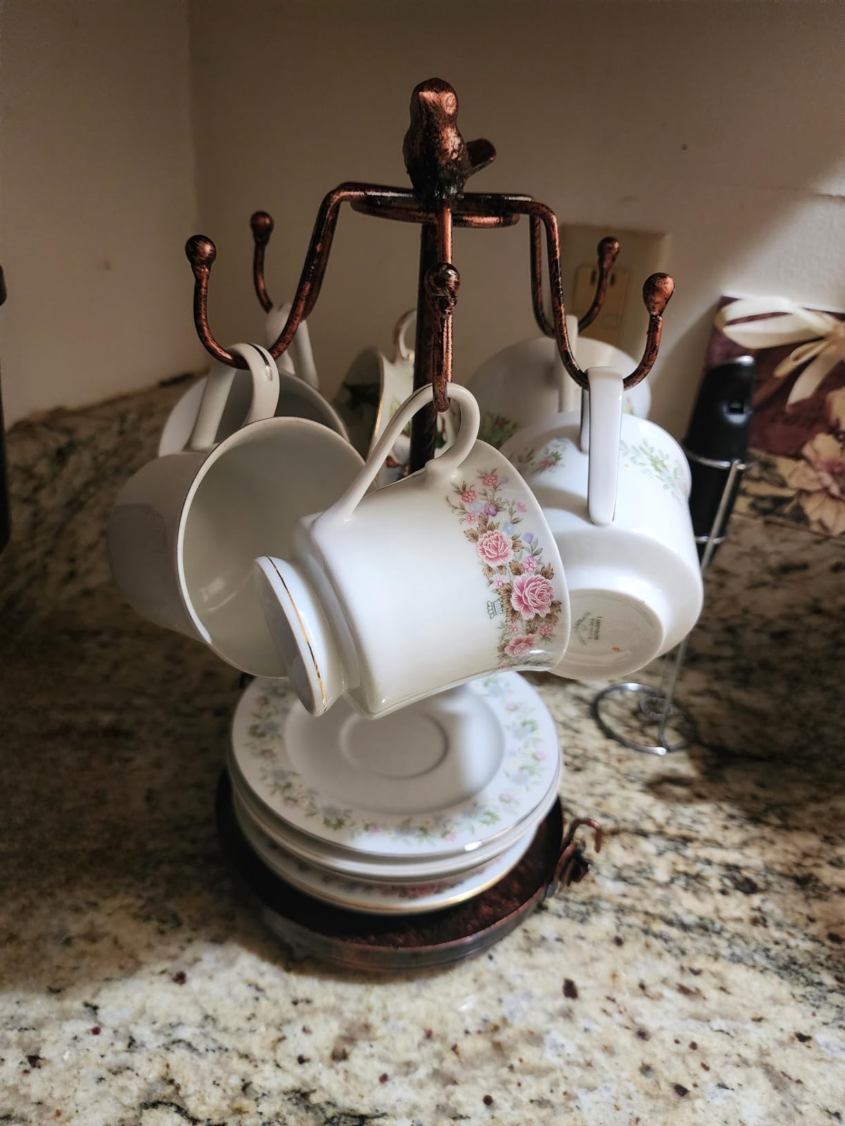 Creation Core Vintage Bronze Iron Coffee Cup Holder Storage Premium Rustic Tea Mug and Saucer Display Rack Holds 6 Cups customer photo 1