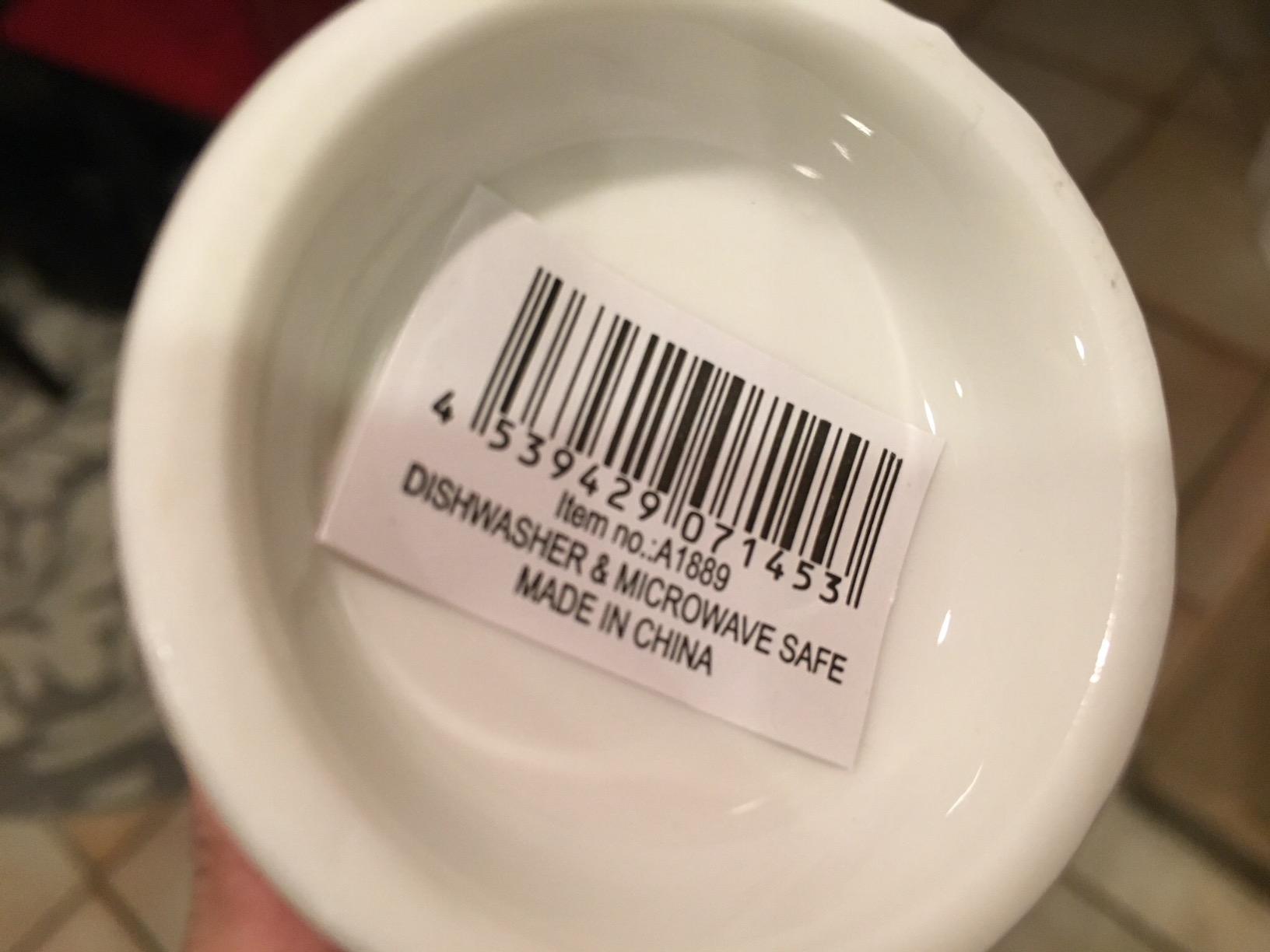 JapanBargain 2722, White Porcelain Sake Carafe Sake Bottle for Cold Sake and Hot Sake Microwave Safe, 7.5 ounce customer photo 2