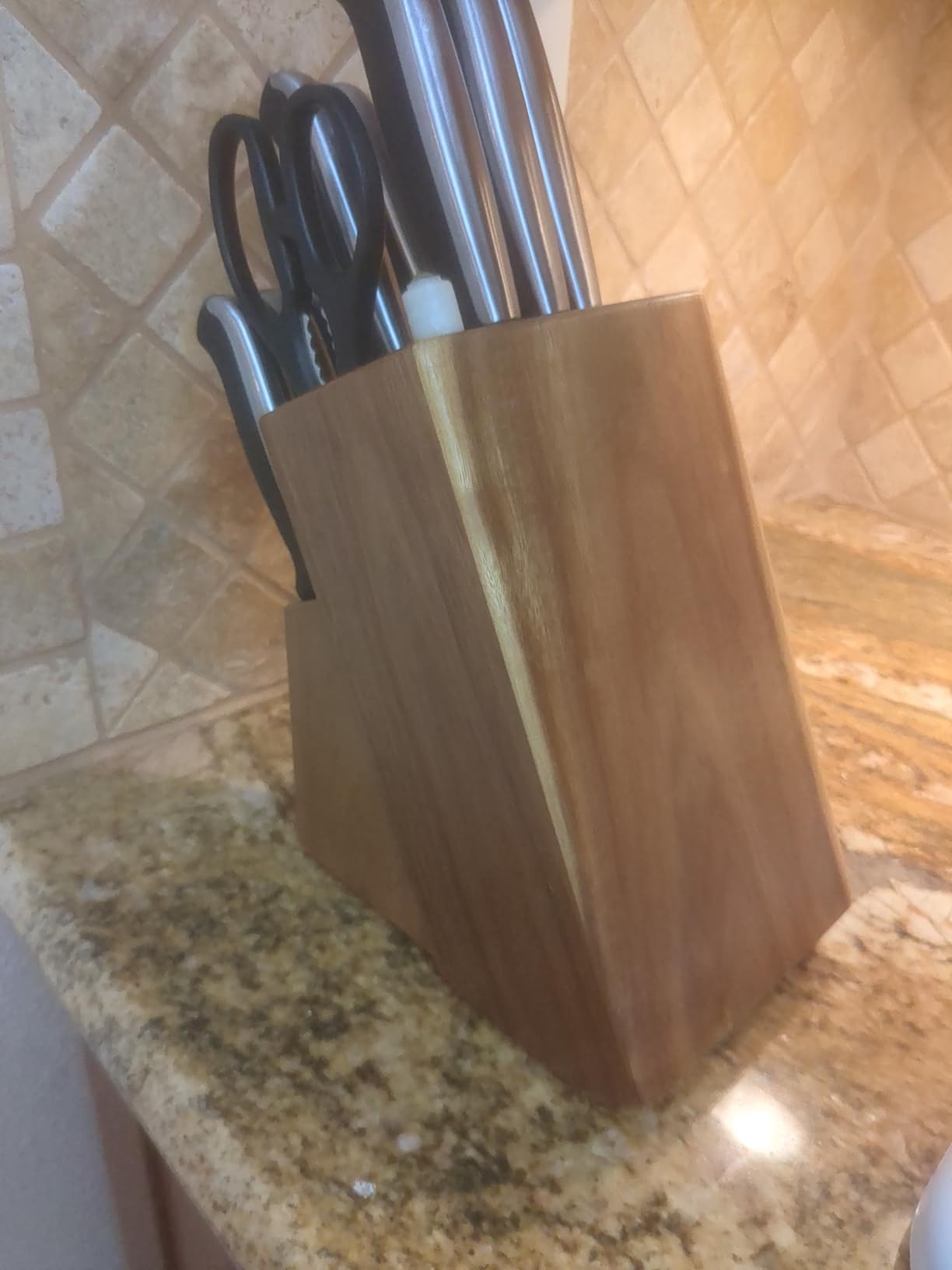 Coninx Acacia Wood Kitchen Knife Block - 15 Slots Knife Holder - Professional Quality Wood Knife Organizer - Secure Knife Stand To Keep Knives Neat & Sharp - Knife Blocks for Kitchen Knife Storage customer photo 1