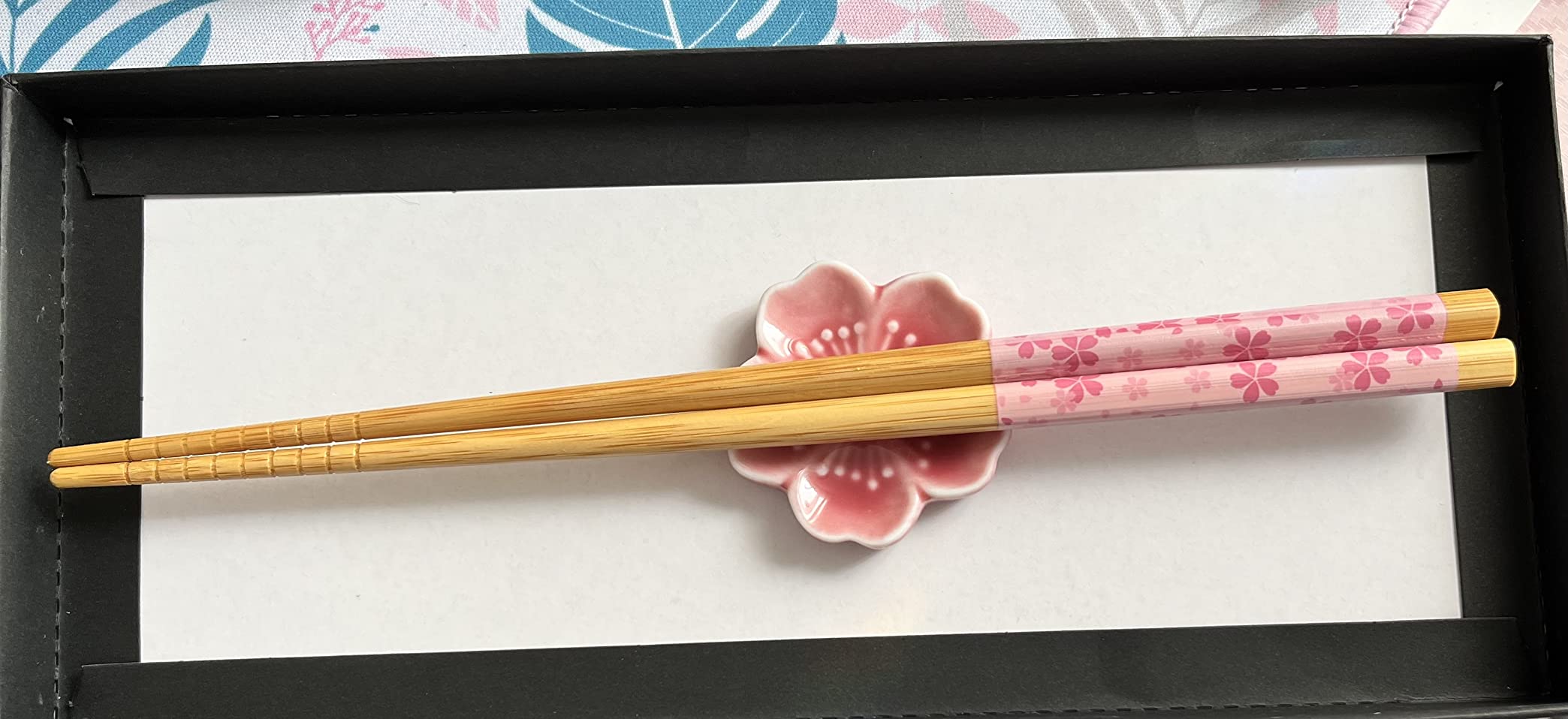 CHOOLD Elegant Cherry Blossom Ceramic Chopsticks Rest Rack Dinner Spoon Stand Knife Fork Holder,Sakura Chopsticks Stand(Set of 6) customer photo 2