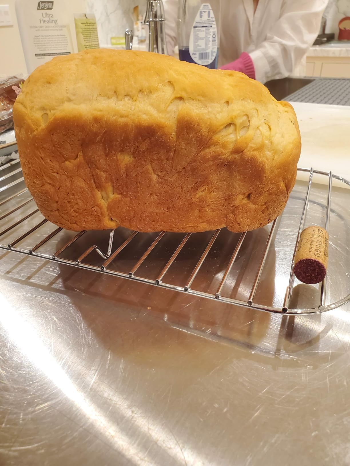 BB-PDC20BA Home Bakery Virtuoso Plus Breadmaker, 2 lb. loaf of bread customer photo 1