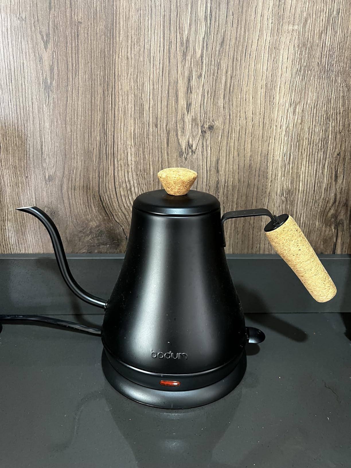 Bodum 27oz Bistro Gooseneck Electric Water Kettle, Pour Over Coffee & Tea, Stainless Steel, Matte Black customer photo 2