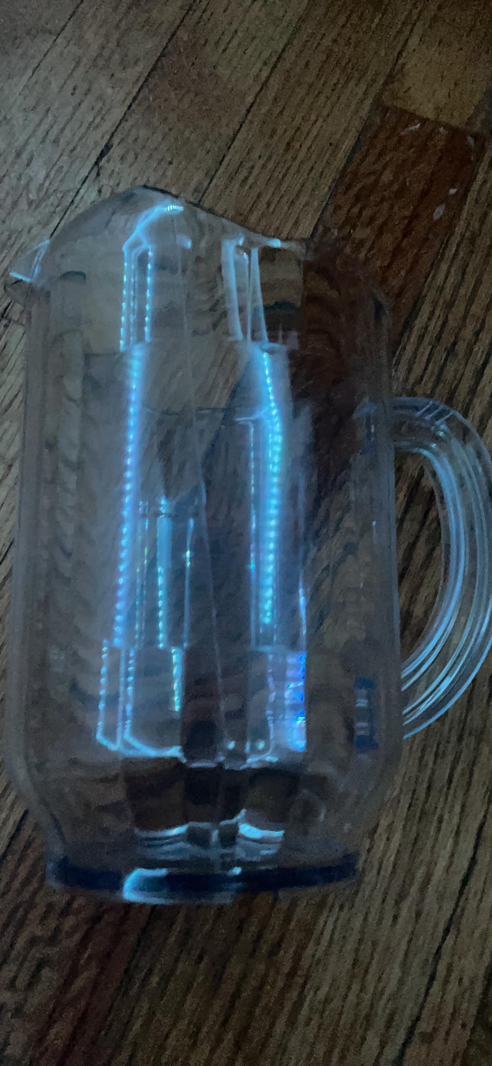 Carlisle FoodService Products Versapour Clear Pitcher Tall Pitcher for Restaurants, Catering, Kitchens, Plastic, 60 Ounces, Clear customer photo 2