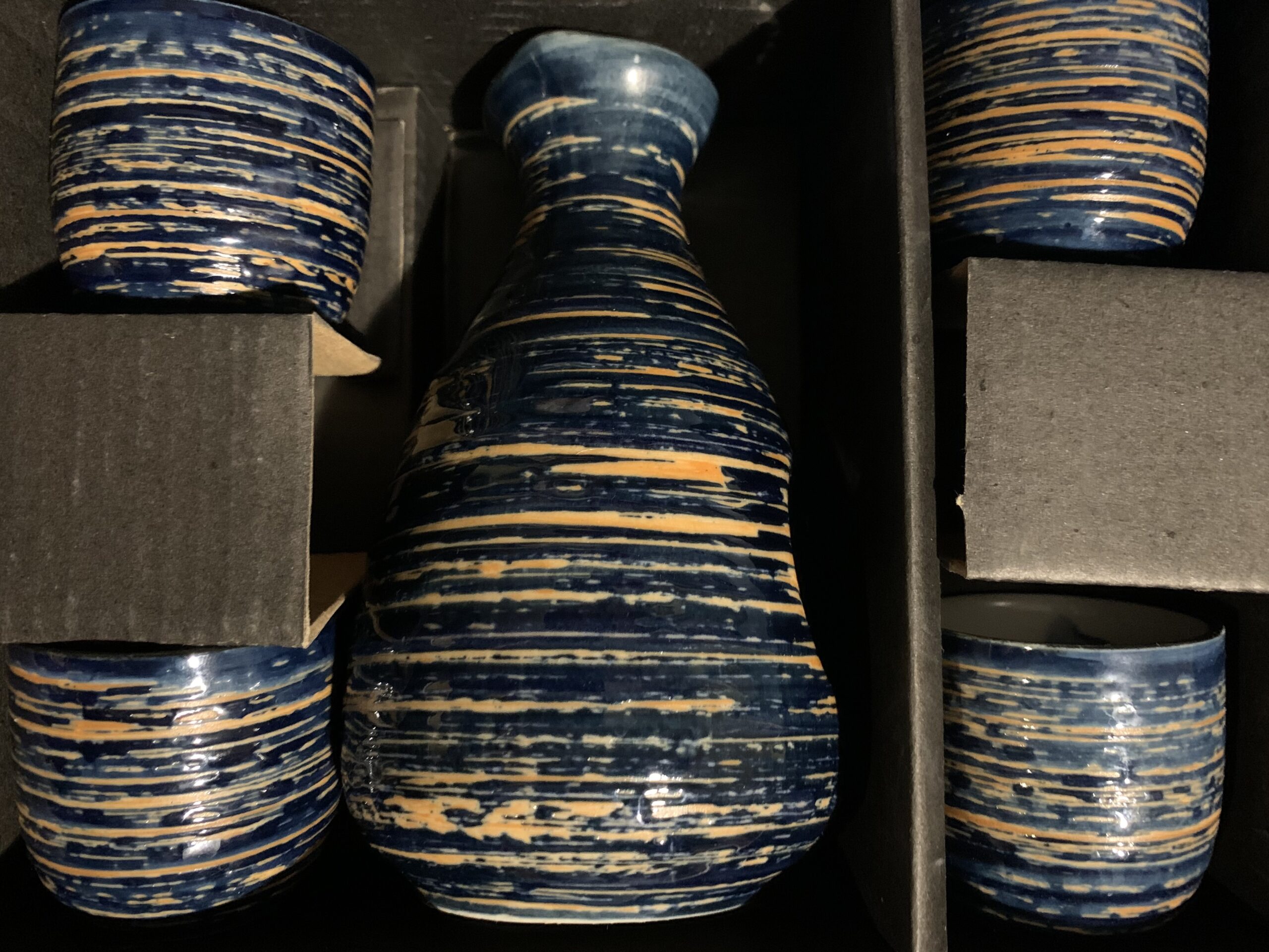 Japanese Sake Set Blue 5 Pcs Traditional Japan Saki Cup Set Hand Painted Design Porcelain Pottery Ceramic Soju Cups Sake Glasses Gifts (Blue Rich, Sake Bottle 300 ML, Sake Cups 50ML) customer photo 1