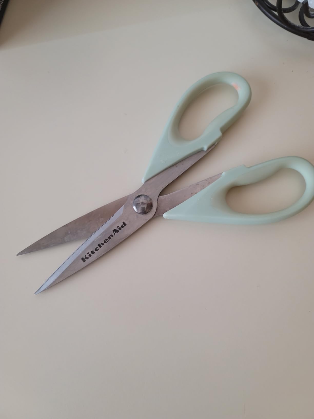 KitchenAid All Purpose Kitchen Shears with Protective Sheath Durable Stainless Steel Scissors, Dishwasher Safe, Soft Grip Comfort Handle, 8.72 Inch, Black customer photo 2