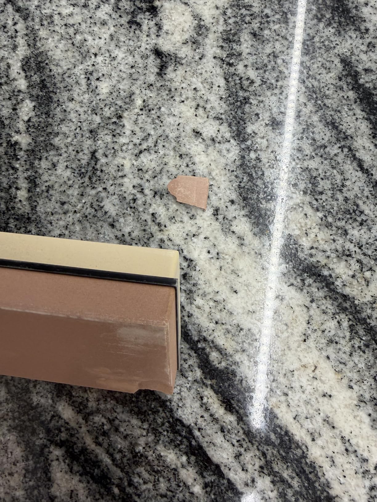 KING Whetstone Starter Set Include 1000/6000 Grit Combination Whetstone made in Japan, Knife Angle Holder, B&B Japan Original Wiping Cloth and Stable Plastic Base customer photo 2