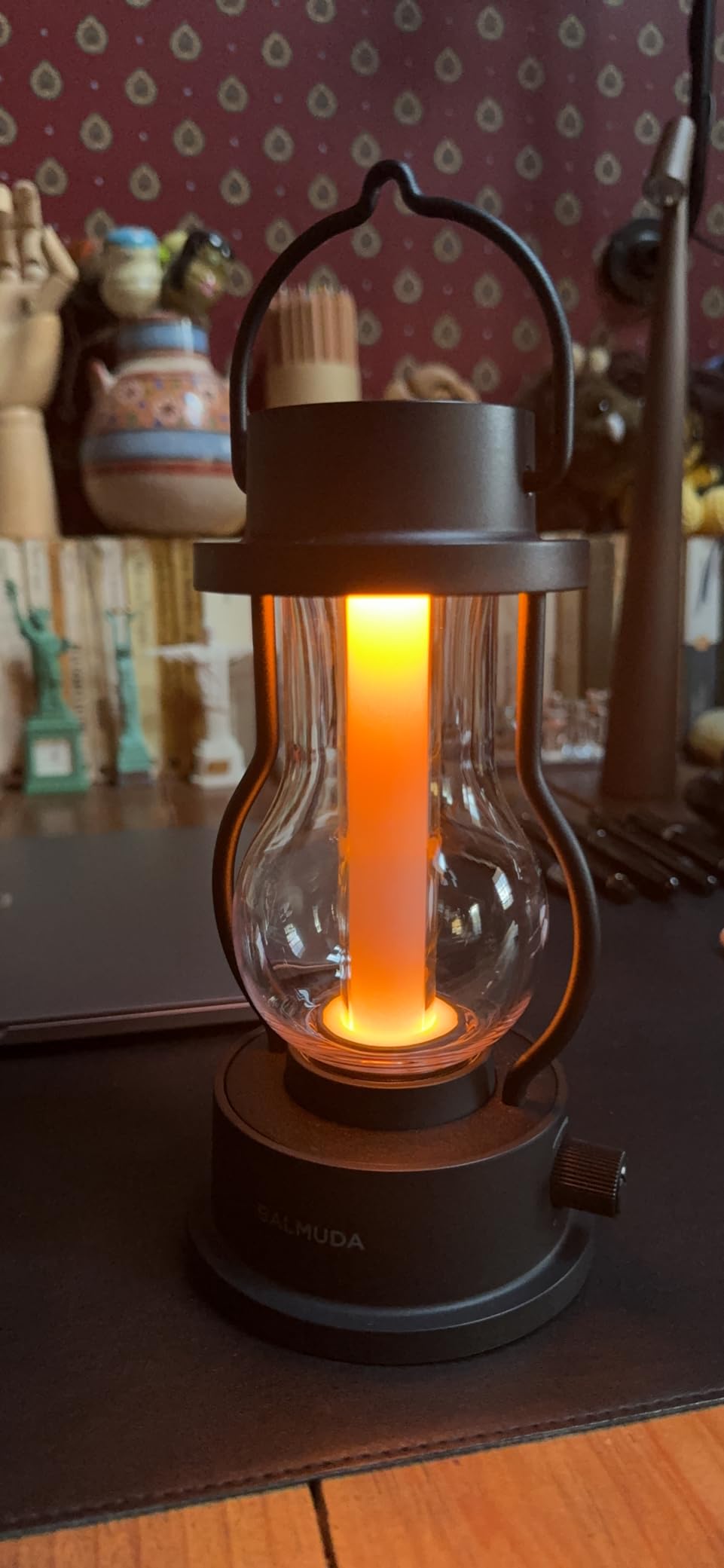 BALMUDA The Lantern | Rechargeable LED Lantern | 3 Light Modes: Candle, Amber, & Warm White | Battery Operated | Lightweight | Water-Resistant | US Version | Black customer photo 2