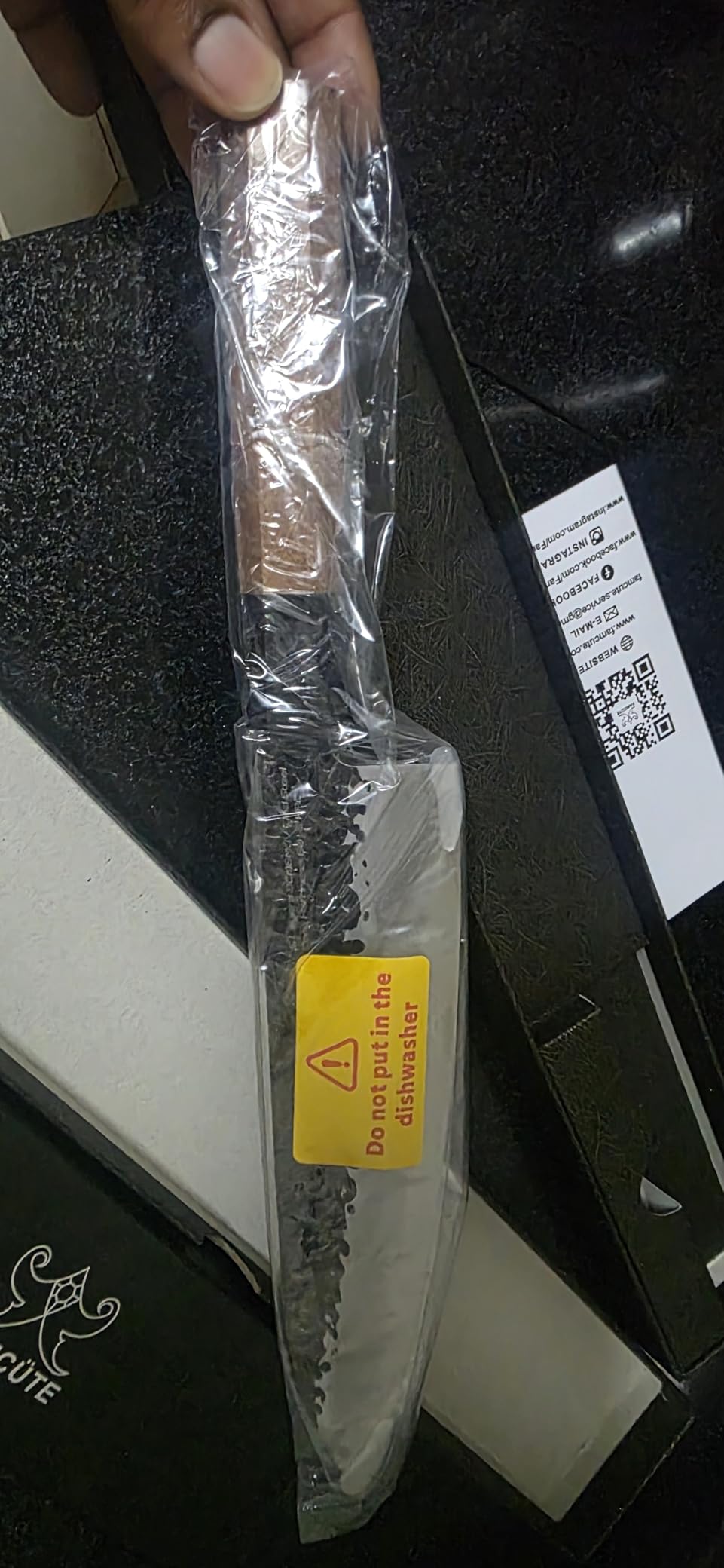 FAMCÜTE 8 Inch Japanese Knife, Hand Forged 5 Layers High Carbon 9CR18MOV Steel Rosewood Handle Chef Knife, Ultra Sharp Durable Professional Kitchen Knife, A Thoughtful Mothers Day Gifts for Mom customer photo 2