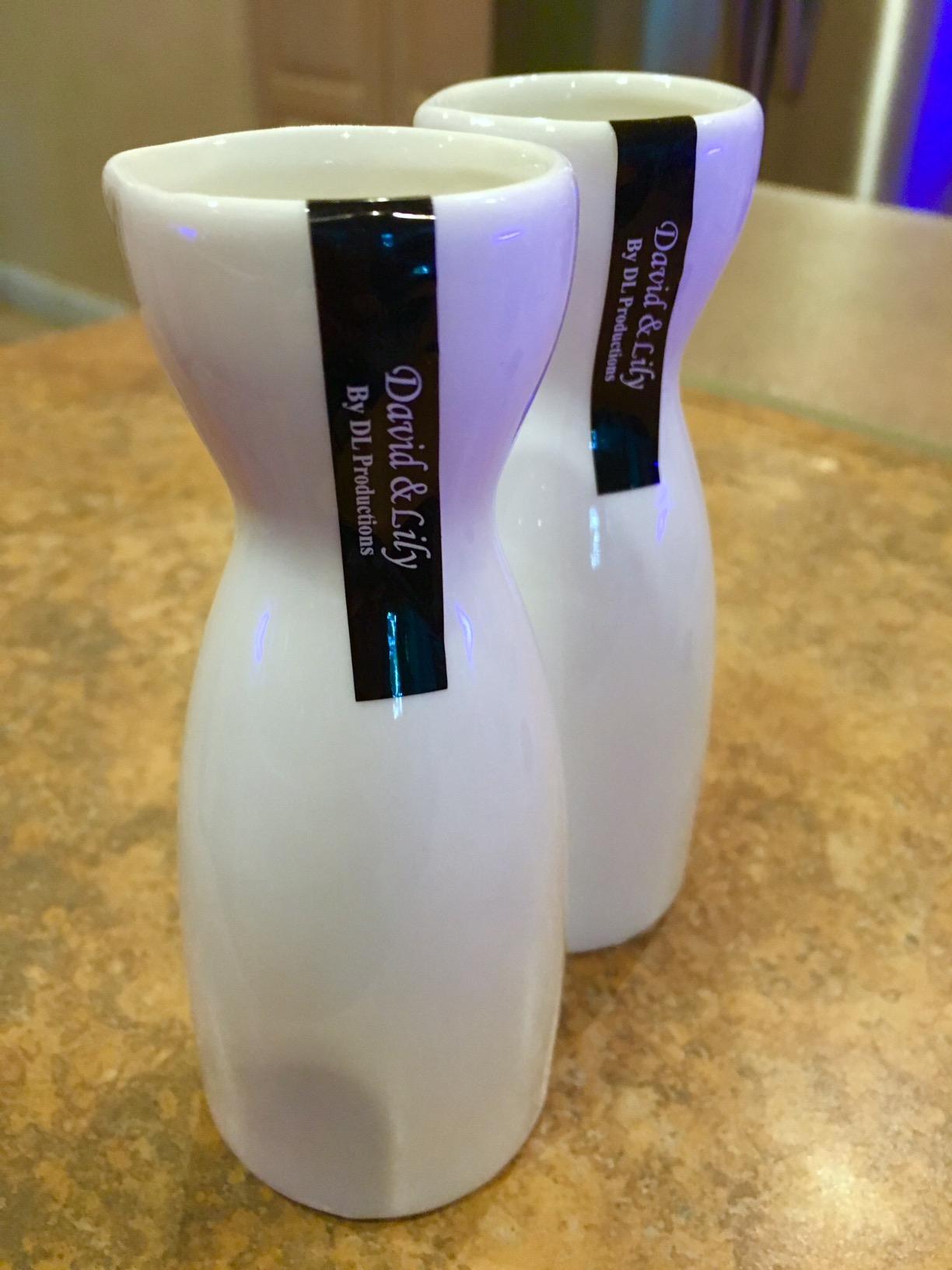 JapanBargain 2722x2, Pack of 2 Porcelain Sake Bottle Sake Carafe Japanese Wine Decanter Dishwasher and Microwave Safe, 7.5 ounce, White customer photo 1