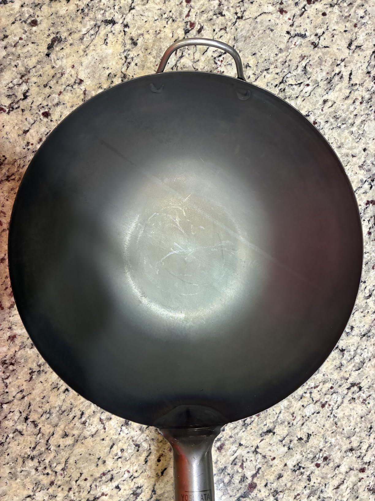 YOSUKATA 13.5 Carbon Steel Wok Pan - Pre-Seasoned Flat Bottom Pow Wok for Stir Fry, BBQ & Camping - Traditional Japanese Chinese Cookware - Compatible with Induction, Electric, Gas, Open Fire customer photo 1