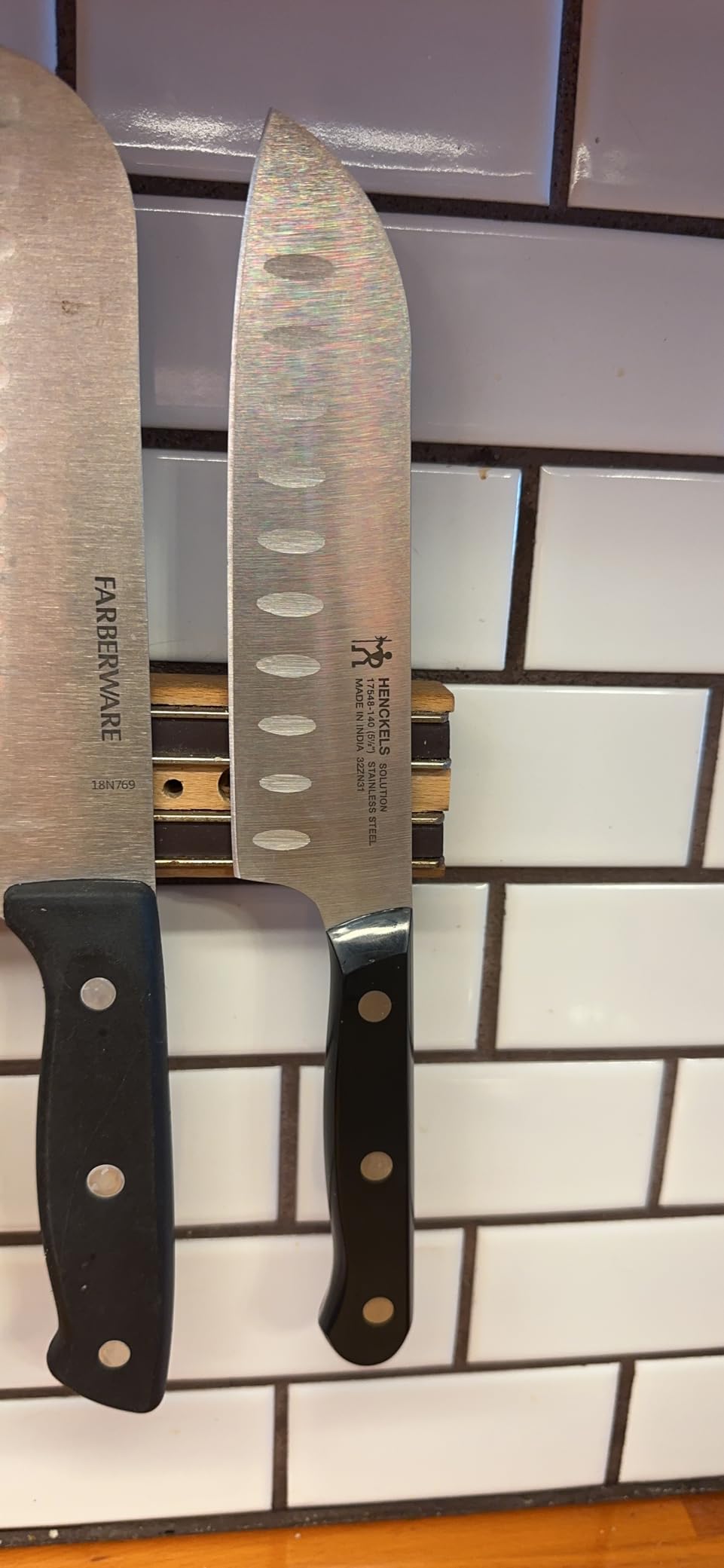 HENCKELS Solution Razor-Sharp Hollow Edge Santoku Knife 5.5 inch, German Engineered Informed by 100+ Years of Mastery, Black/Stainless Steel customer photo 1