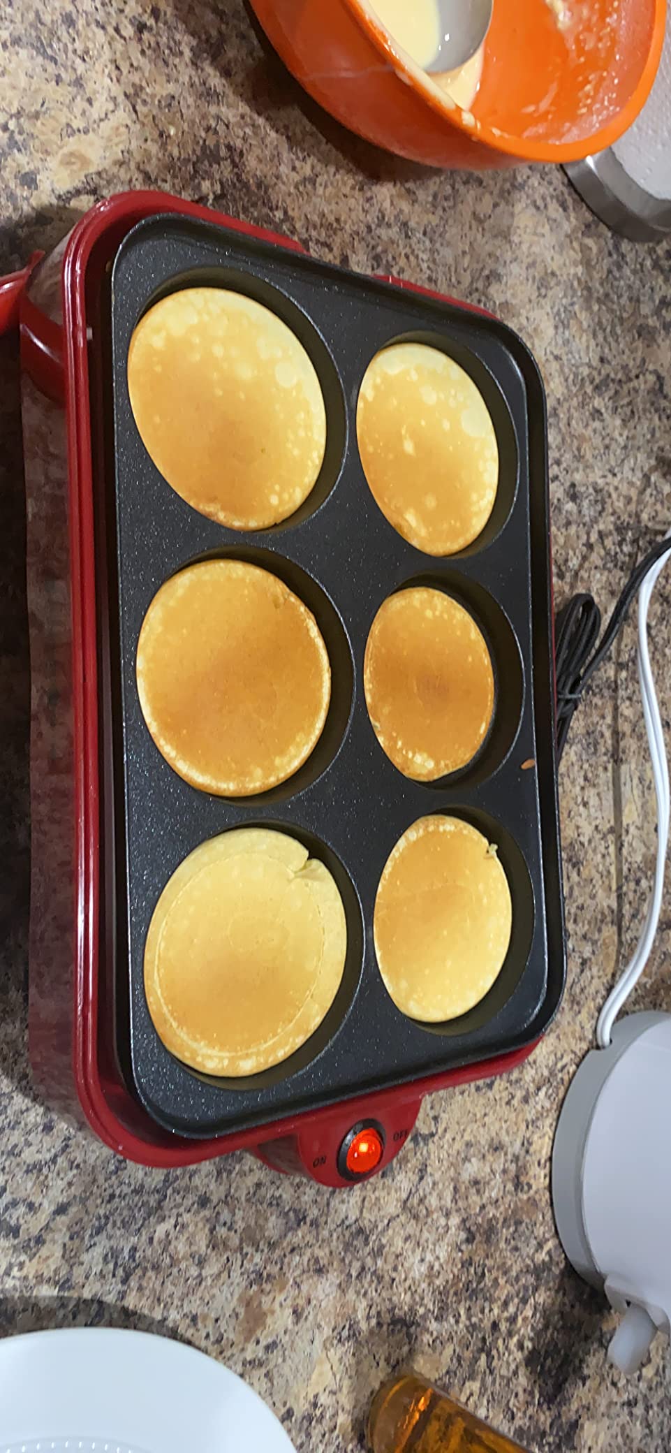 Health and Home Multifunction Nonstick Baking Maker with 3 Interchangeable Baking Plates for Grill,Pan Cake and Cake Pops,Takoyaki Maker.RED customer photo 2