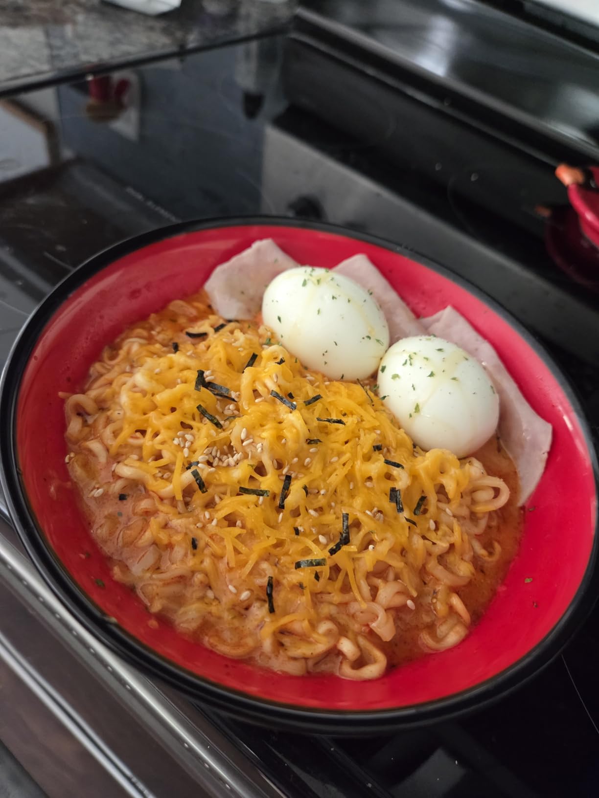 Unbreakable Ramen Bowl Set with Chopsticks and Spoon: 2 large Japanese Style Melamine Ramen Bowls, Dipping Bowls and Chopstick Stands for Asian Pho Soup Thai Miso Udon Wonton (2 Bowl Set, Red-Black) customer photo 1