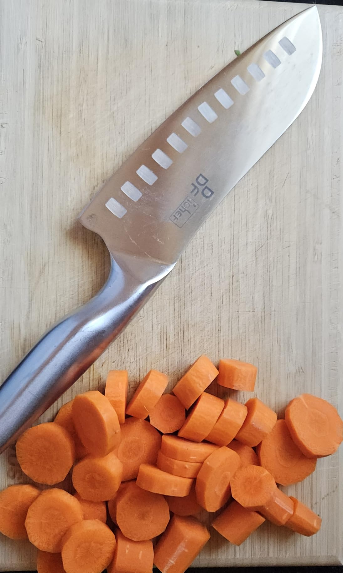 DDF iohEF Kitchen Knife, Chef's Knife In Japanese Stainless Steel Professional Santoku Cooking Knife, 7 Inch Non-slip Ultra Sharp Knife with Ergonomic Handle customer photo 2