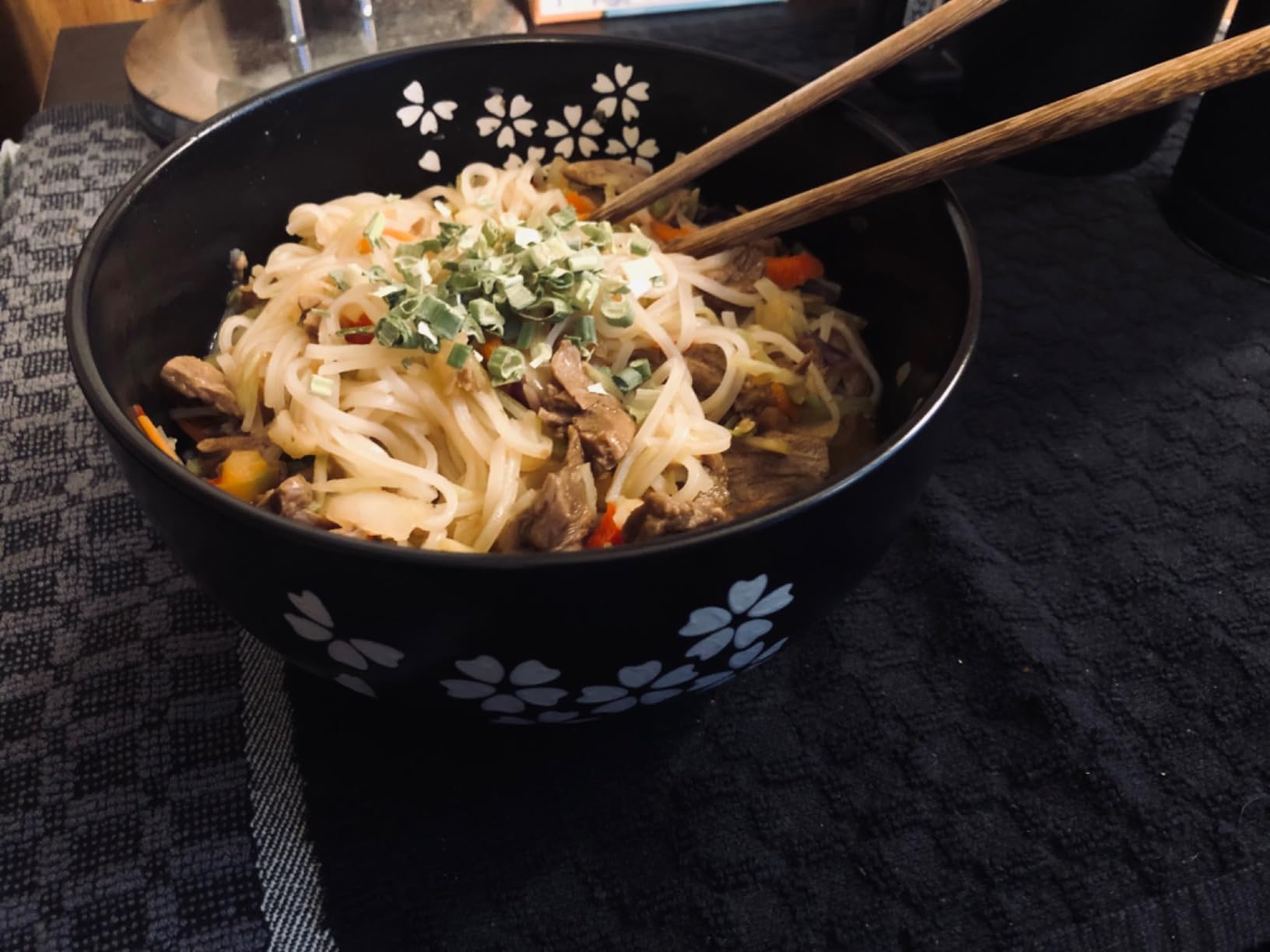 Japanese ramen noodle bowl black rice bowls with Lid Spoon ramen bowl noodle bowls with chopsticks customer photo 1