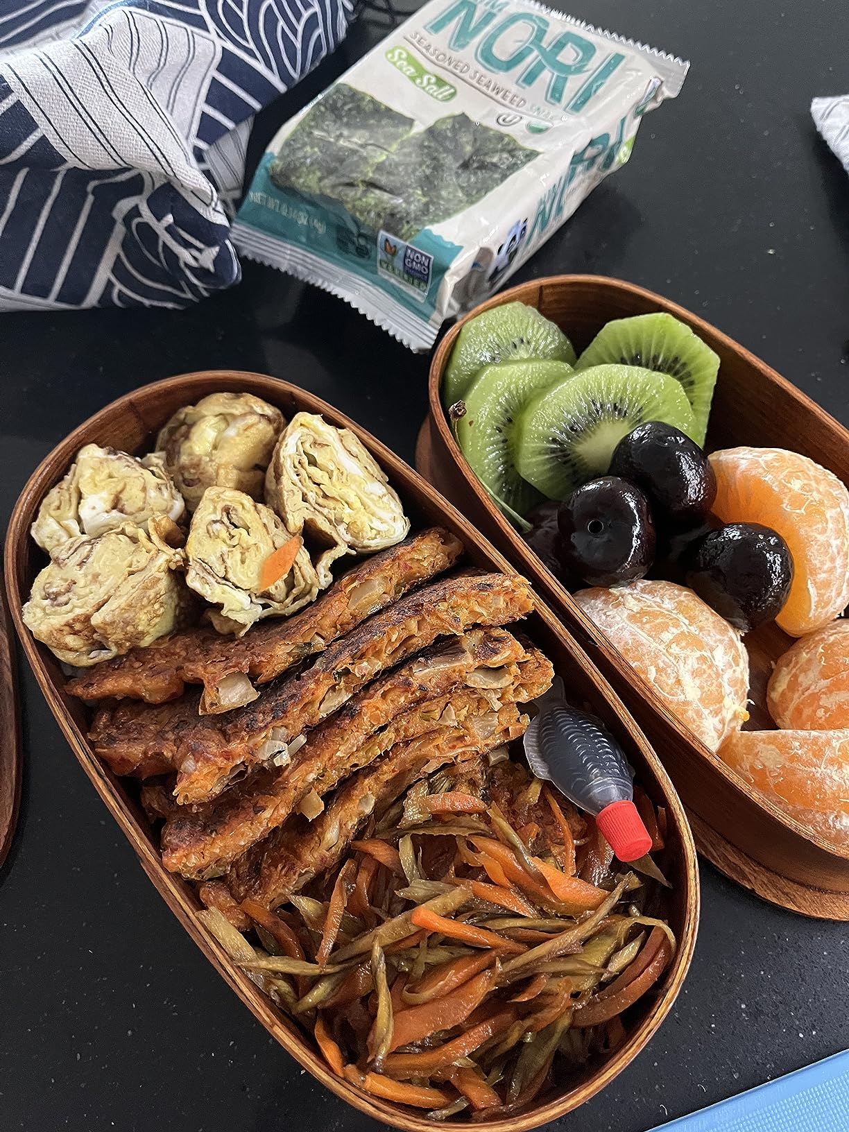 DODY Wooden Lunch boxes, Japanese Traditional Natural Square Wooden Lunch Containers Women's Men's Adult Kids Wood Bento Box with Spoon Fork kit and Storage bag customer photo 1