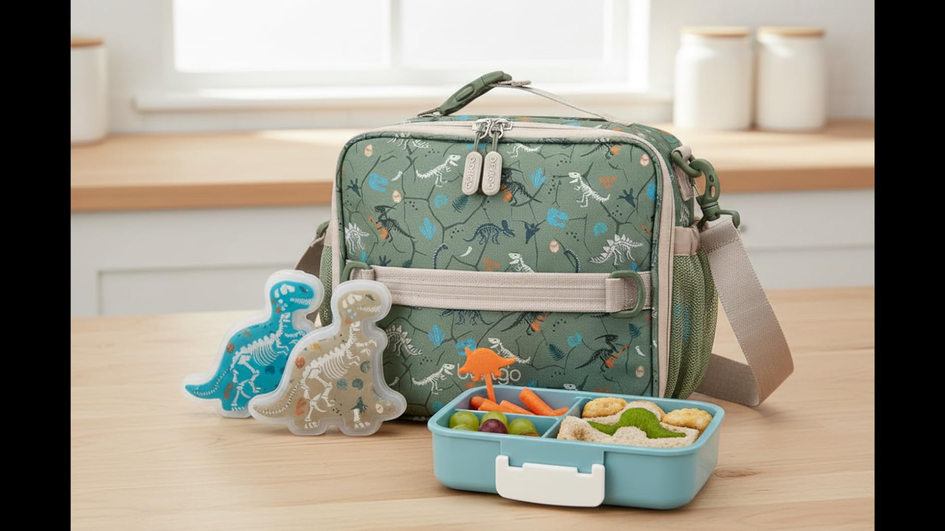 Bentgo Kids Lunch Bag - Durable, Double-Insulated Lunch Bag for Kids 3+; Holds Lunch Box, Water Bottle, & Snacks; Easy-Clean Water-Resistant Fabric & Multiple Zippered Pockets (Dinosaur) customer photo 1