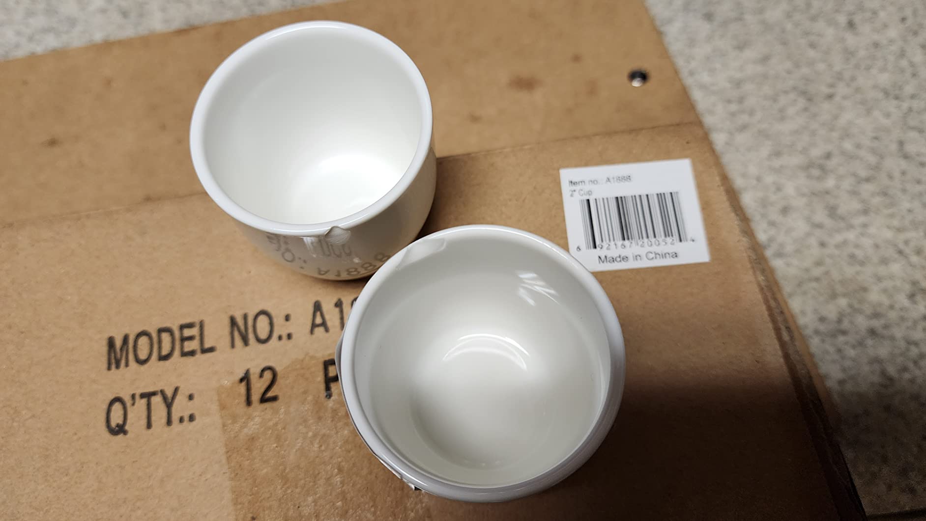 JapanBargain, Set of 12 Sake Cups Japanese Porcelain Wine Saki Cup Small Tea Cup Microwave and Dishwasher Safe (White) customer photo 1