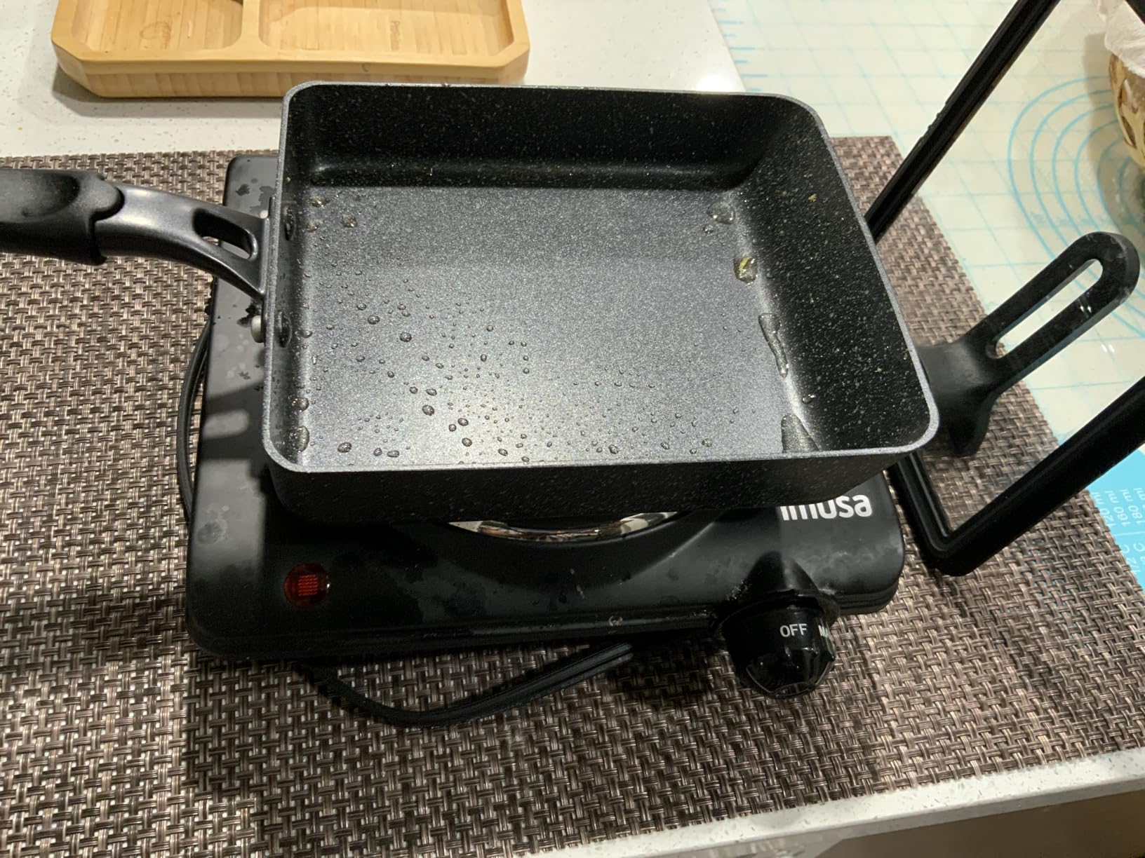 HAPPI STUDIO Tamagoyaki Pan - Japanese Egg Pan with Lid - Japanese Omelette Pan Rectangular - Rolled Omelet Nonstick Square Frying Pan - Tamago Cooking Pan Induction Compatible 7x6 customer photo 2