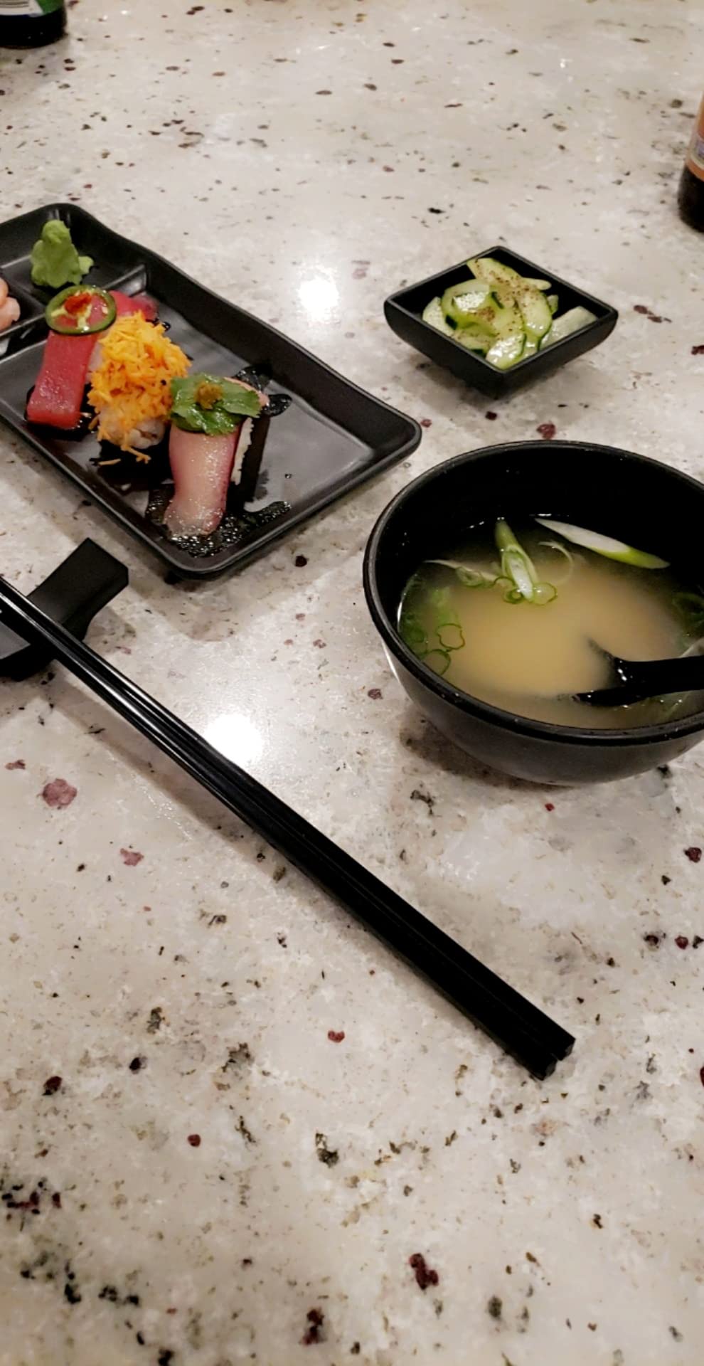 Artcome 10 Piece Japanese Style Ceramic Sushi Plate Dinnerware Set with 4 Sushi Plates, 2 Sauce Dishes, 2 Pairs of Chopsticks, 2 Chopsticks Holders customer photo 2