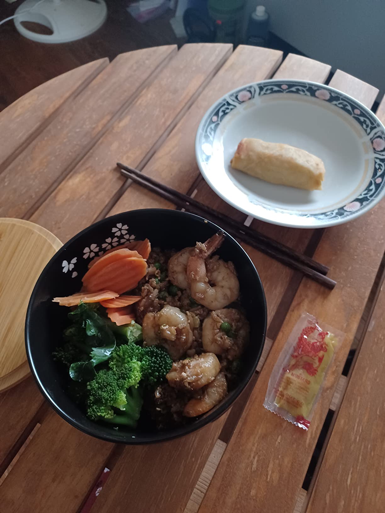 WHJY White Ceramic Bowl with Lid, Spoon, Chopsticks for Soup, Rice, Noodles. Japanese Traditional Style Tableware. customer photo 1
