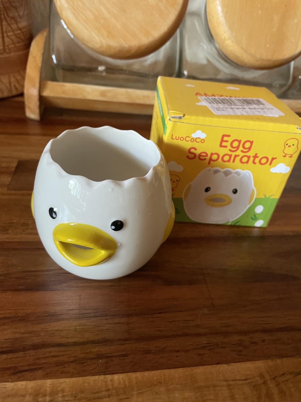 LuoCoCo Cute Egg Separator, Ceramics Vomiting Chicken Egg Yolk White Separator, Practical Household Small Egg Filter Splitter, Kitchen Gadget Baking Assistant Tool, Dishwasher Safe (Yellow) customer photo 1