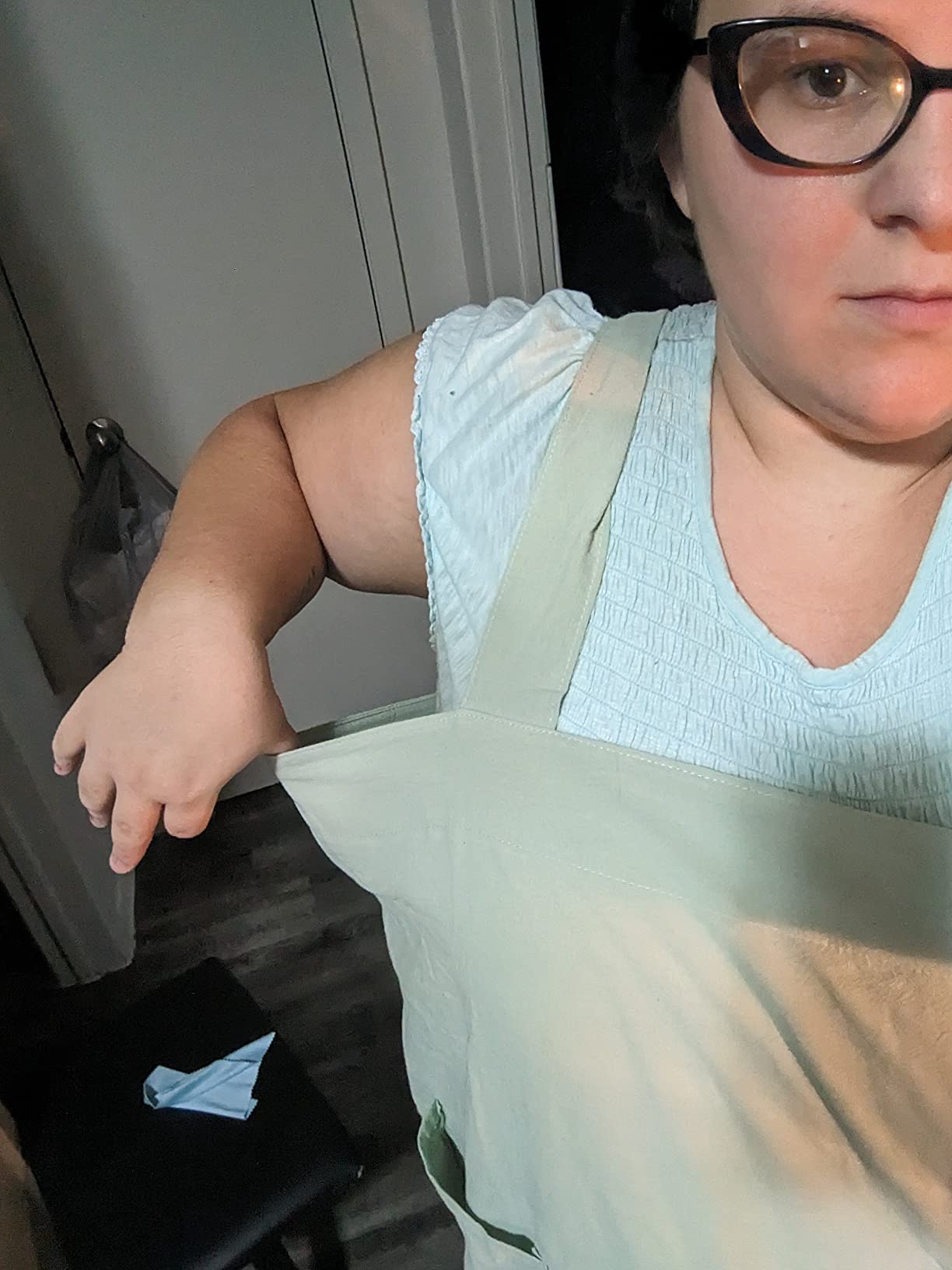 WROLEM Women's Practical Cross Back Pinafore Apron with Large Pockets Home Kitchen,Restaurant,Coffee House,Cooking,Gardening customer photo 2