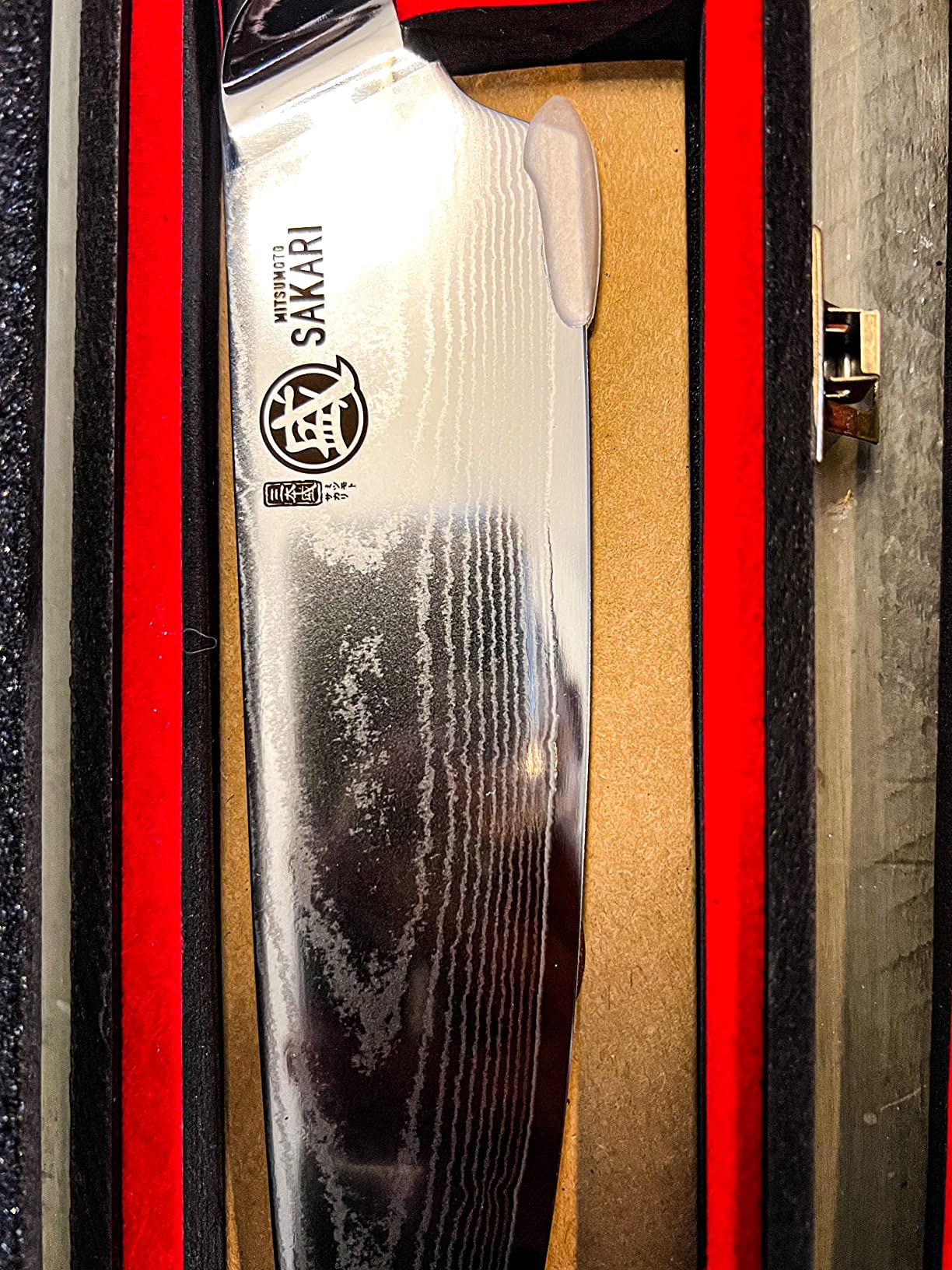 MITSUMOTO SAKARI 8 Inch Japanese Chef Knife, AUS-10 Japanese Gyuto High Carbon Steel Core Gyuto Knife, Hand Forged Professional Kitchen Knife, Sandalwood Gift Box customer photo 1