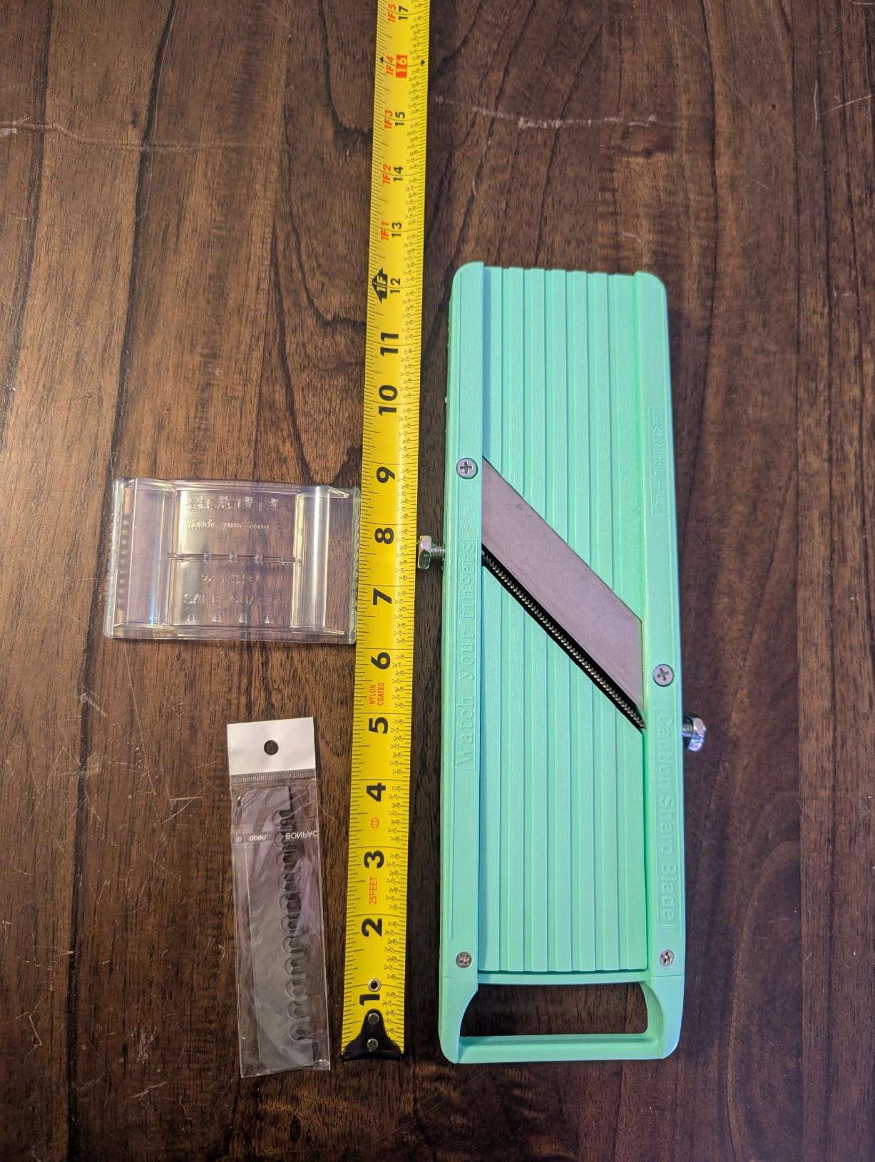 Vollum Japanese Mandoline Slicer - Professional Slicer Vegetable Cutter Japanese Mandoline Slicer for Kitchen with Interchangeable Stainless Steel Blades - Narrow Handheld Food Manual Slicer customer photo 2