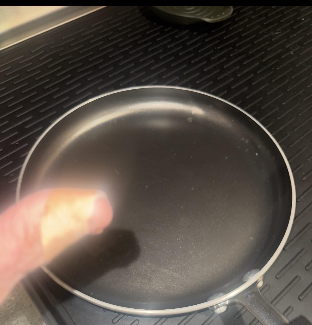 Ninja K32017 Foodi NeverDull Premium Knife System, 17 Piece Knife Block Set with Built-in Sharpener, German Stainless Steel Knives, Black customer photo 2