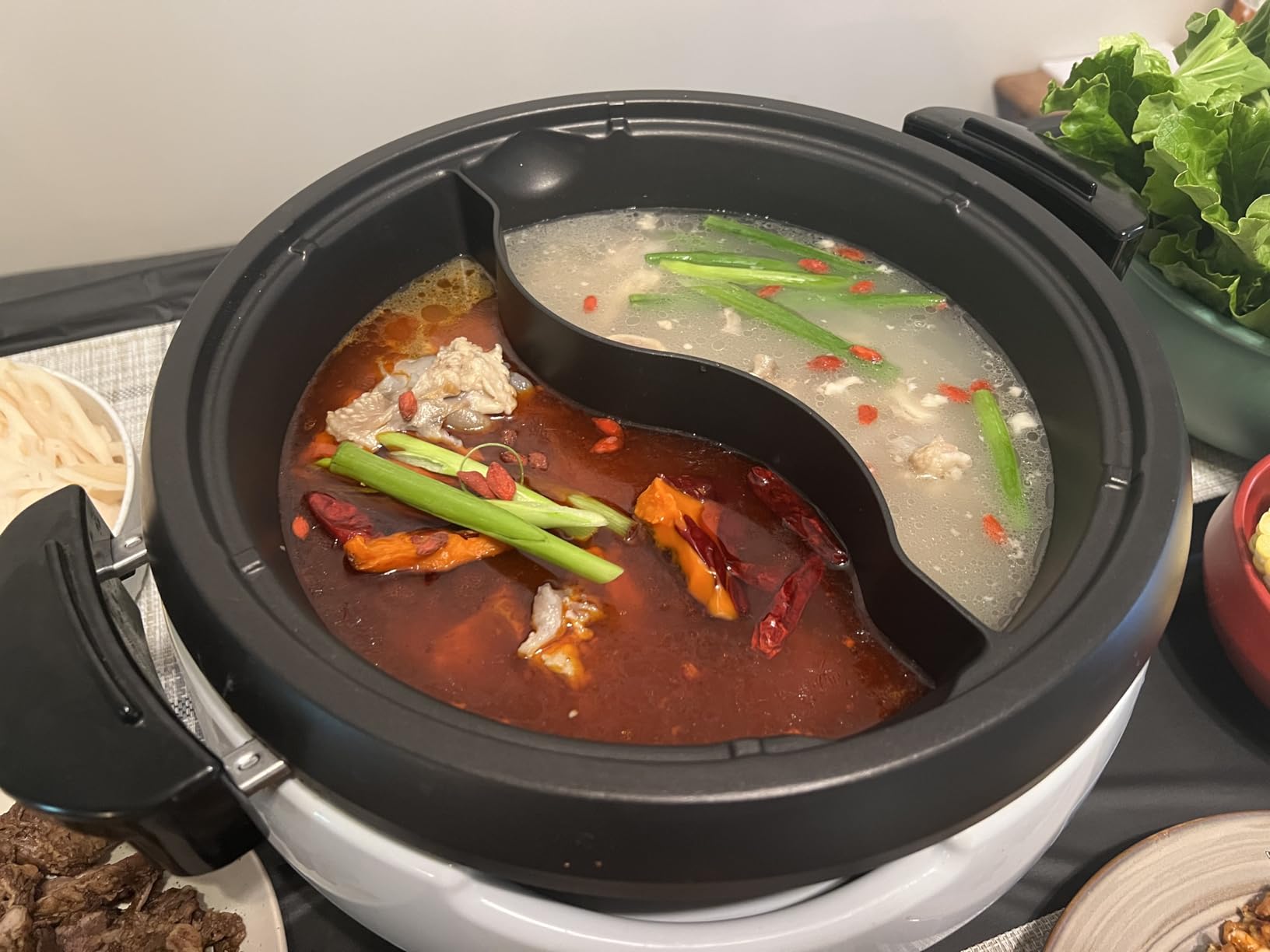 Zojirushi EP-PFC20HA, Gourmet d'Expert Electric Skillet for Yin Yang Hot Pot customer photo 2