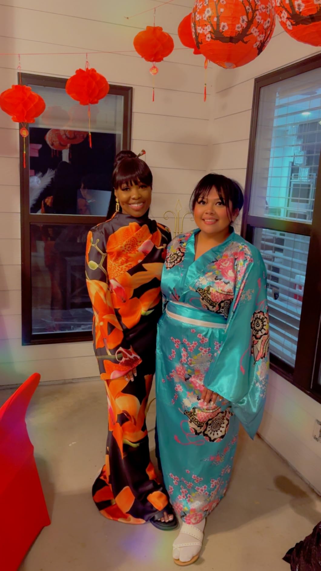 Japanese Anime Women's Kimono Robe Geisha Yukata Sweet Dress Blossom Satin Bathrobe Sleepwear Fans Tabi Socks Set customer photo 1